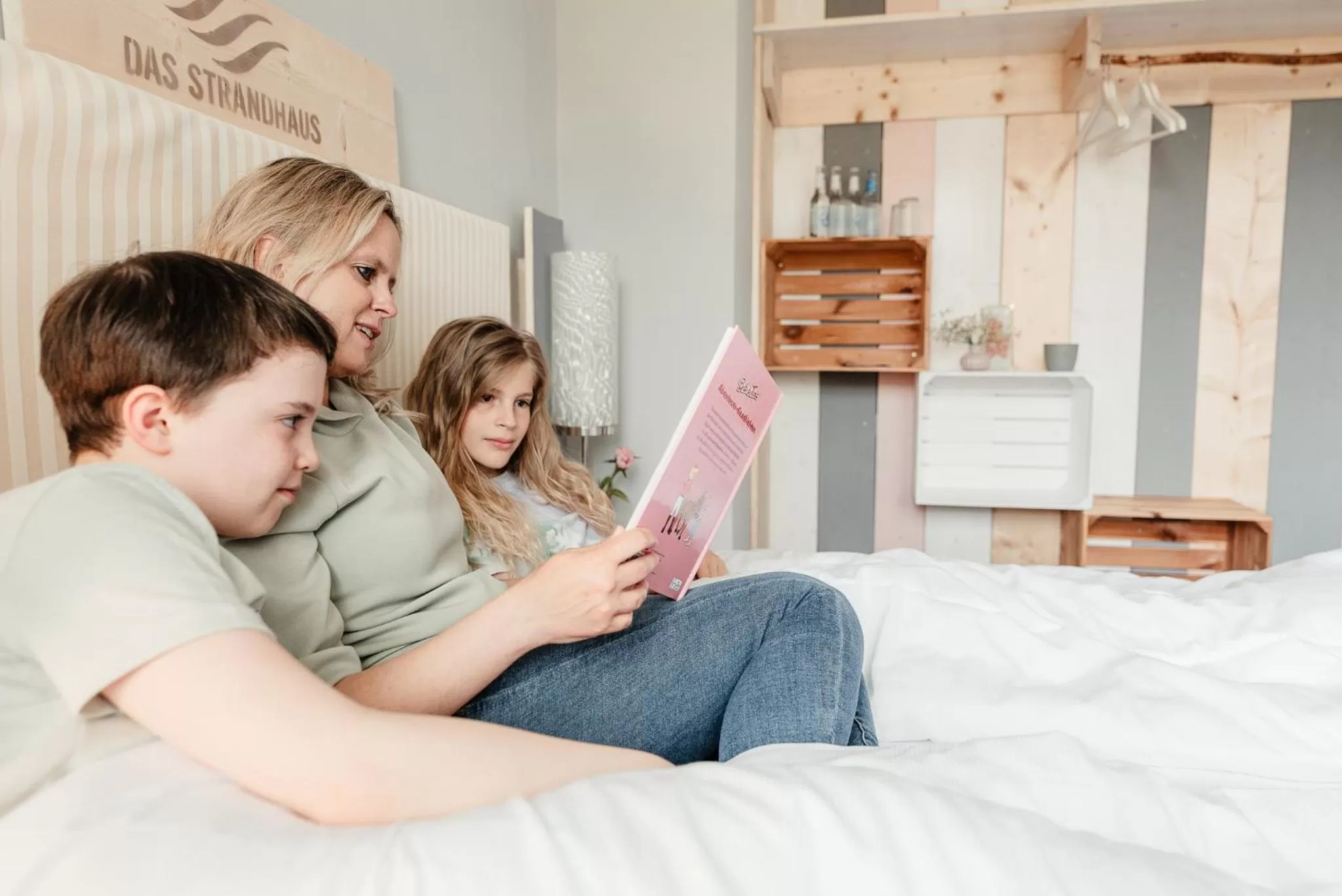 Photo of the whole room, Bed in Hotel 'Das Strandhaus'
