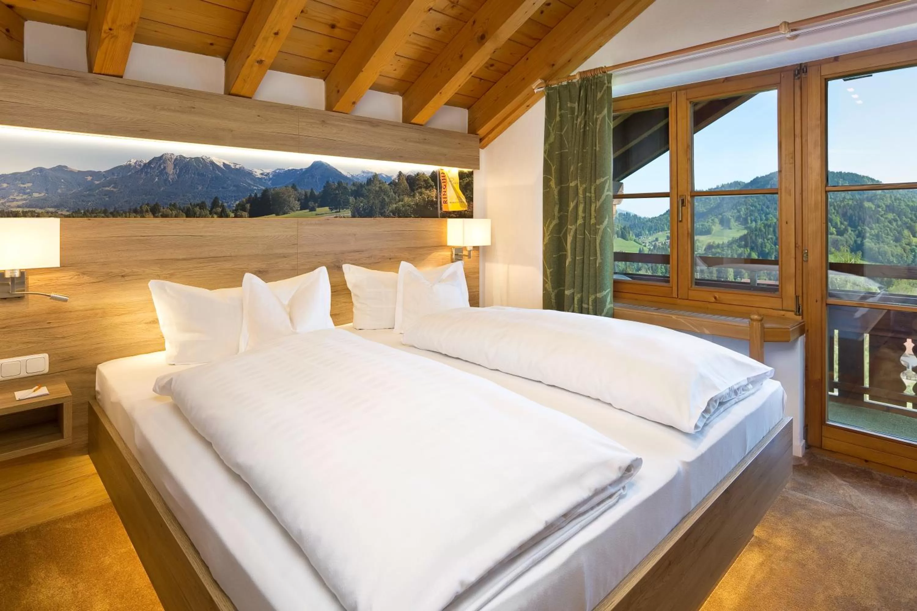 Bedroom, Bed in Ringhotel Nebelhornblick