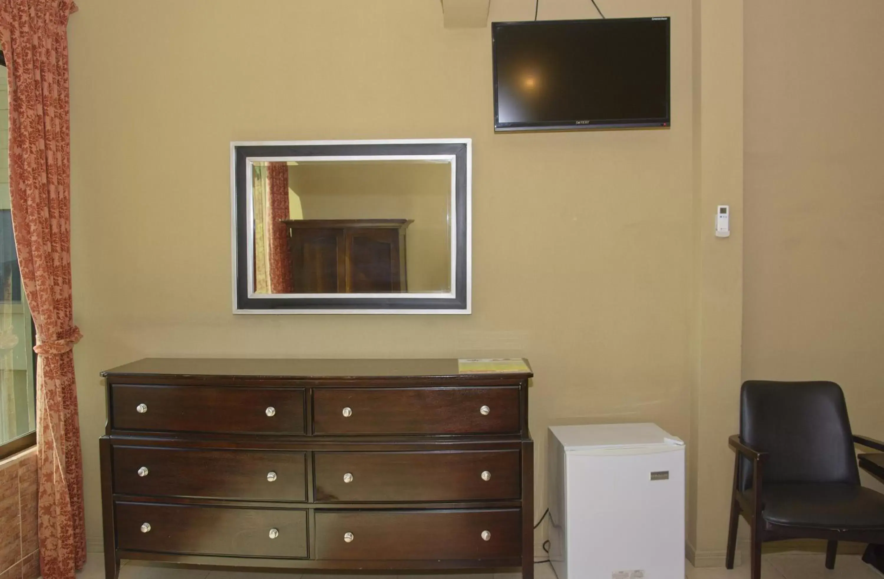 Decorative detail, TV/Entertainment Center in Balcon del Mar Beach Front Hotel