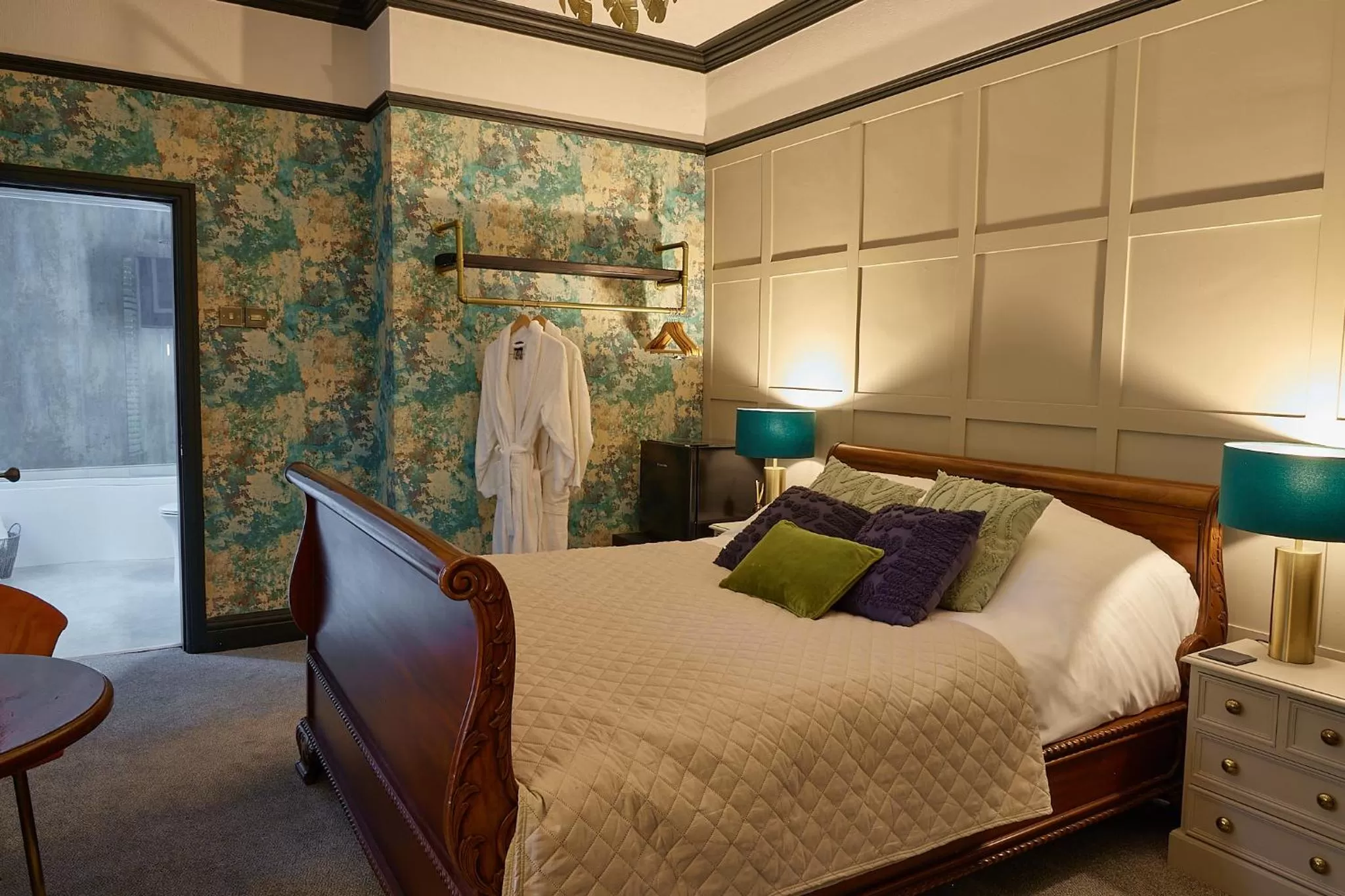 Bedroom, Bed in The Ribchester Arms