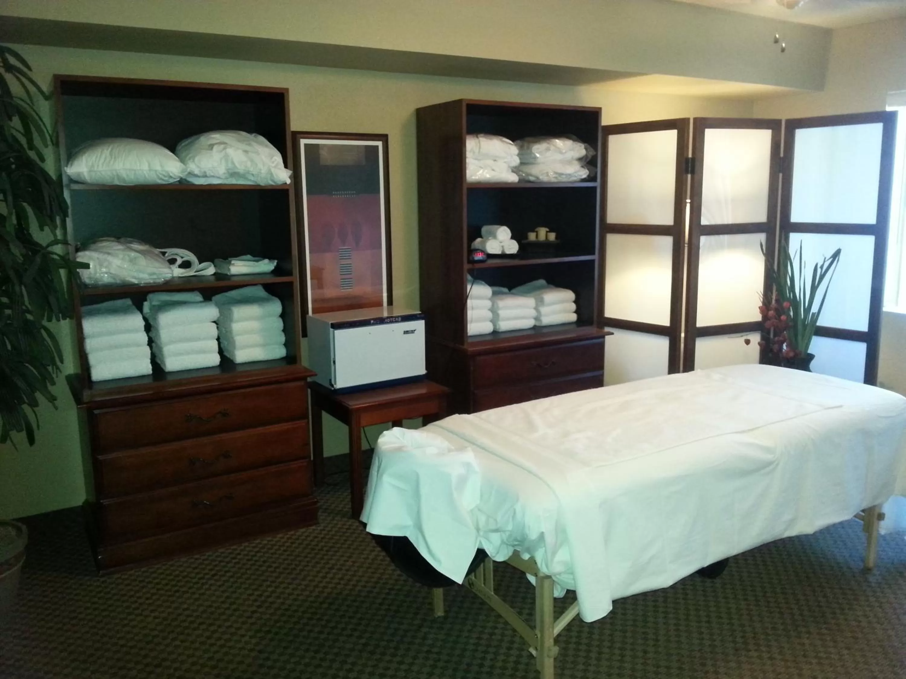 Massage, Bed in Avi Resort & Casino