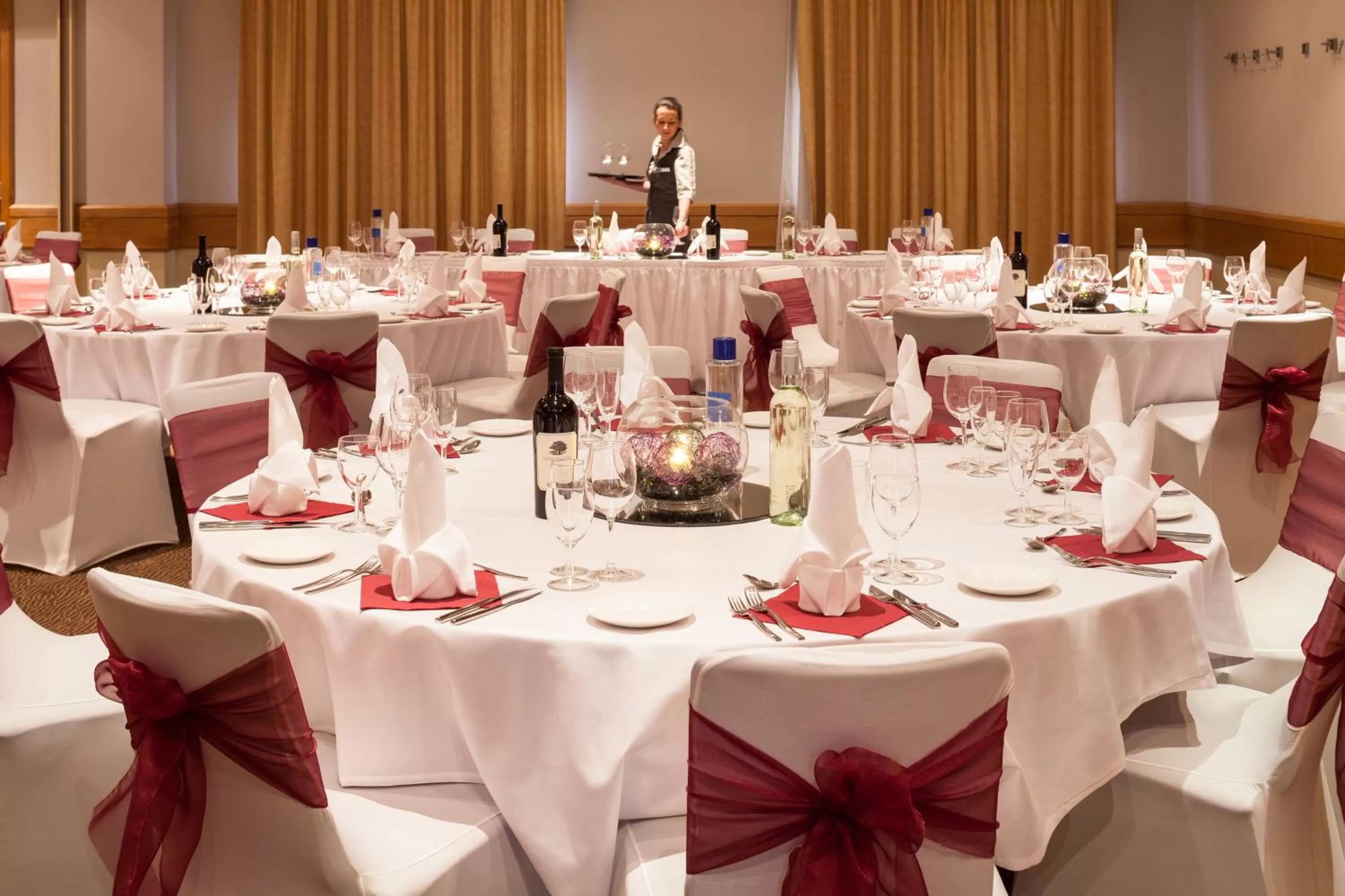 Restaurant/places to eat in Novotel Bristol Centre