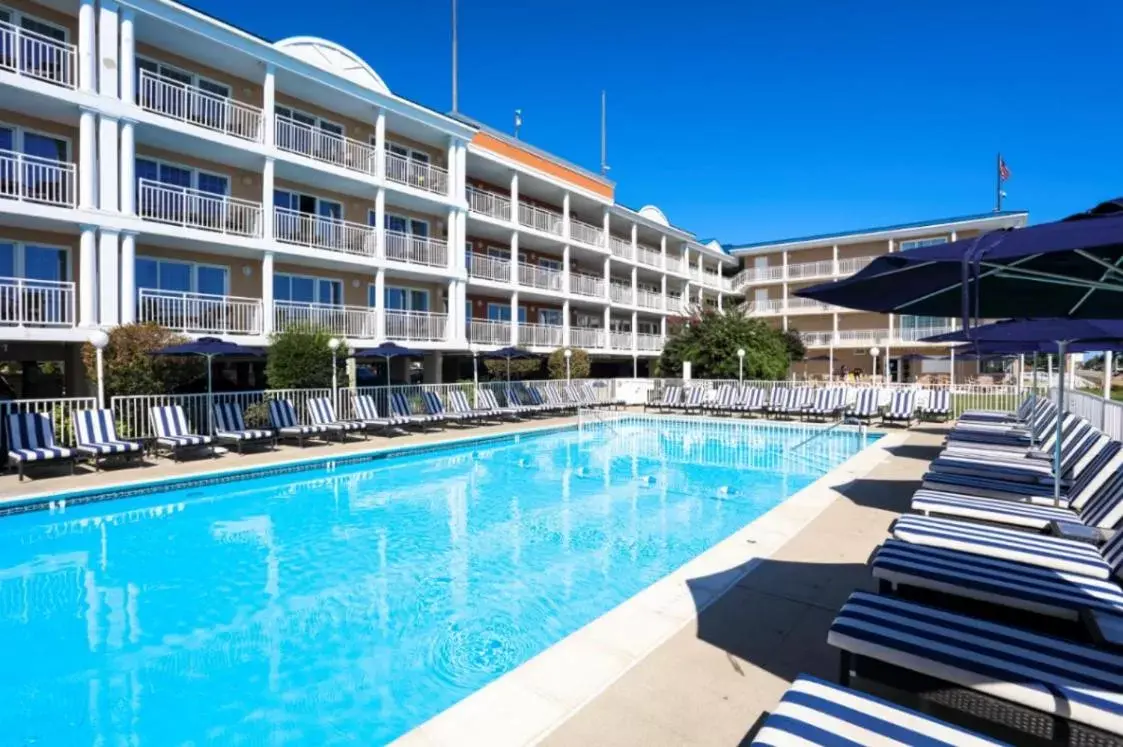 Swimming pool, Property Building in La Mer Beachfront Resort