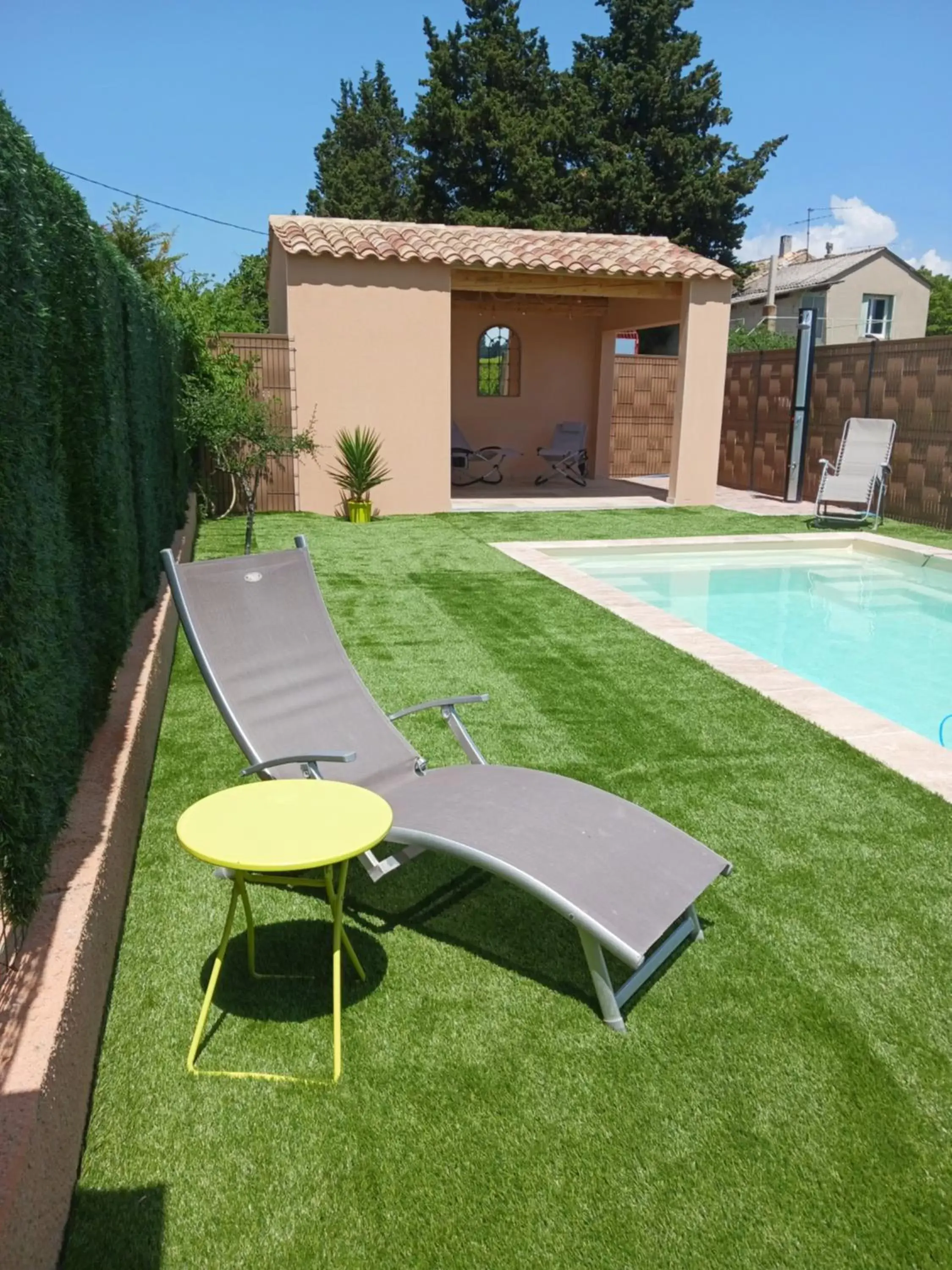 Garden view, Swimming Pool in Vents d'Anges