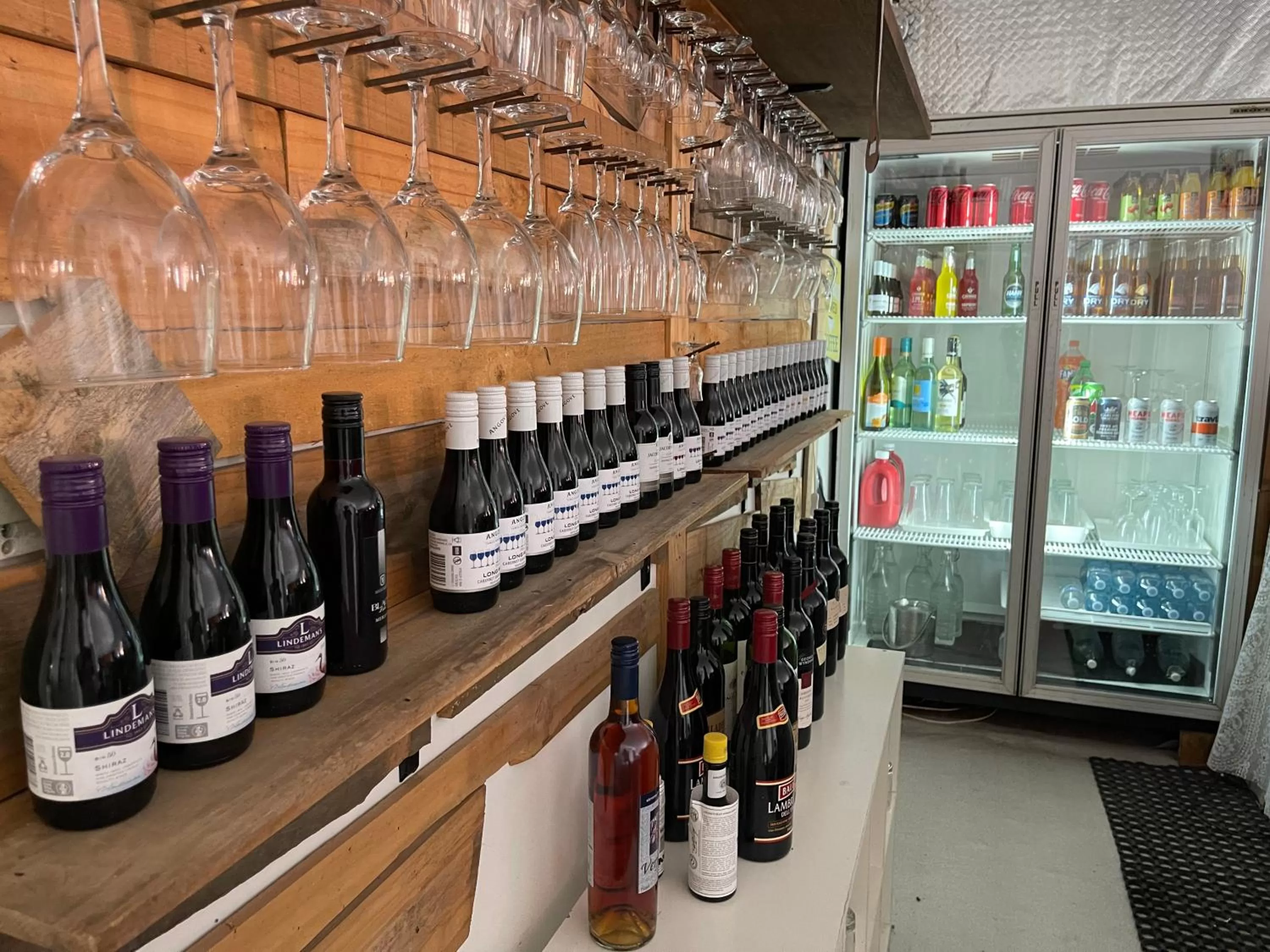 oven in Philadelphia Motor Inn