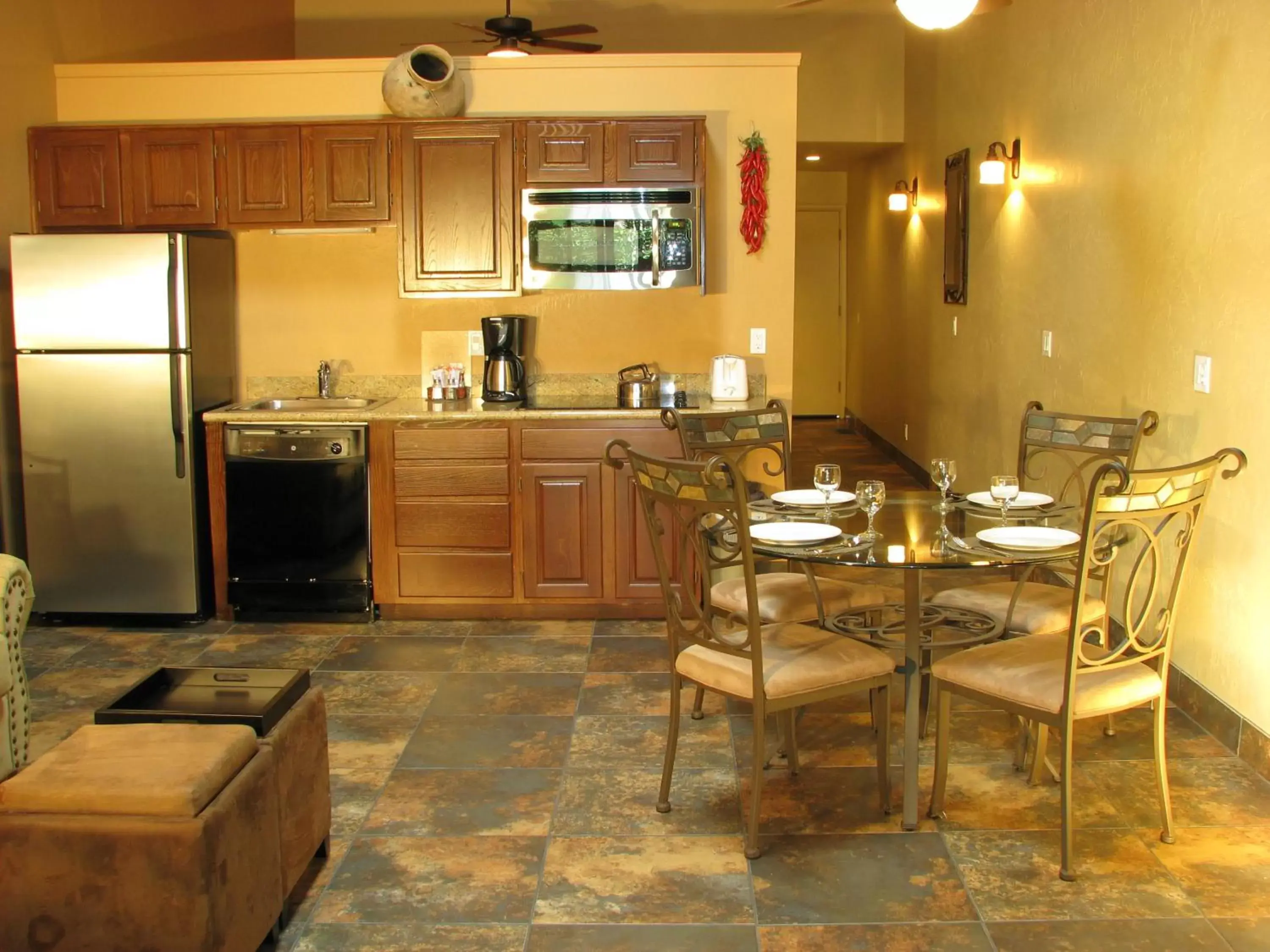Dining area, Restaurant/Places to Eat in Villas at Poco Diablo, a VRI resort