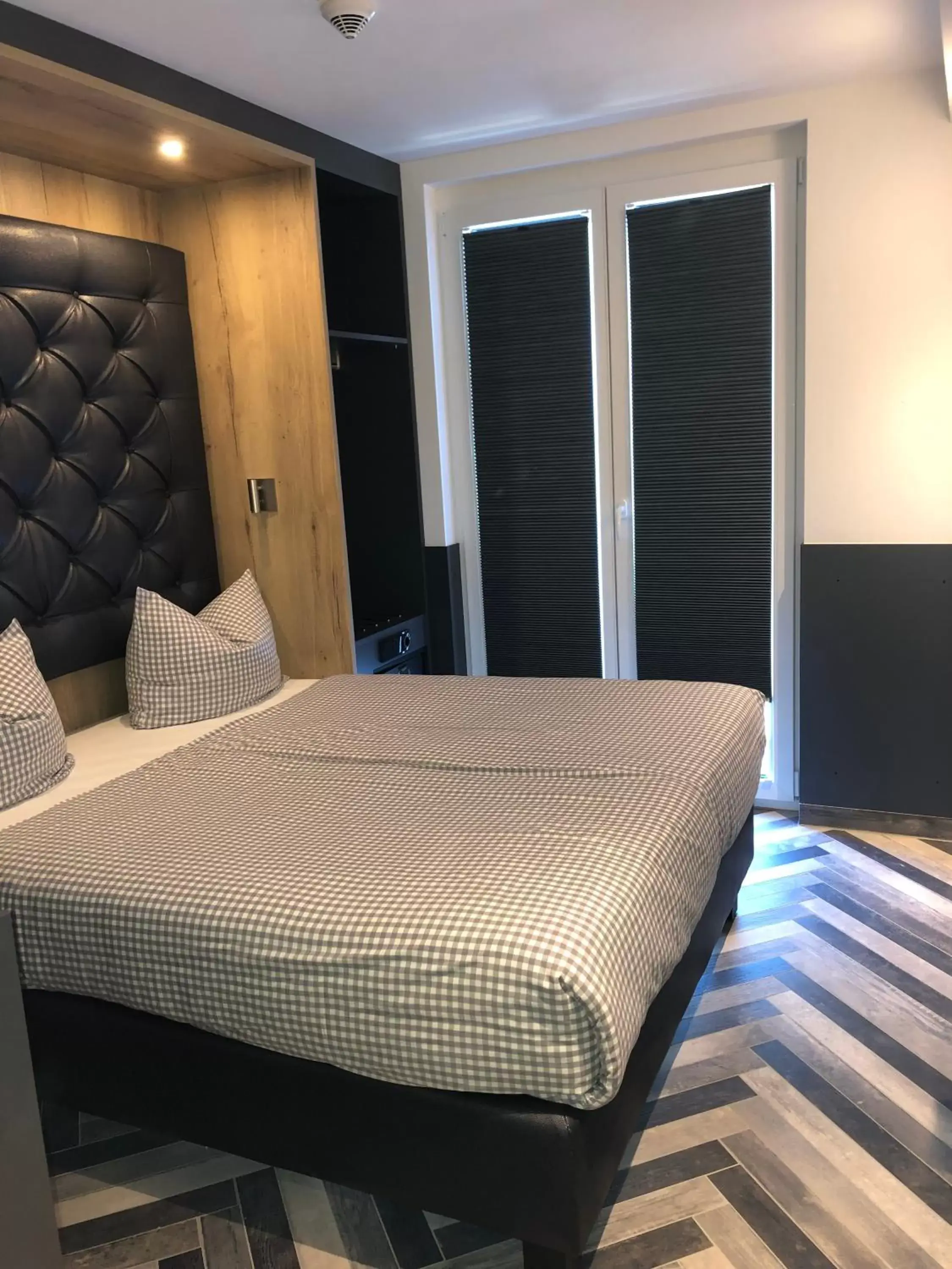 Bed in Munich Deluxe Hotel Bed in Munich Deluxe Hotel