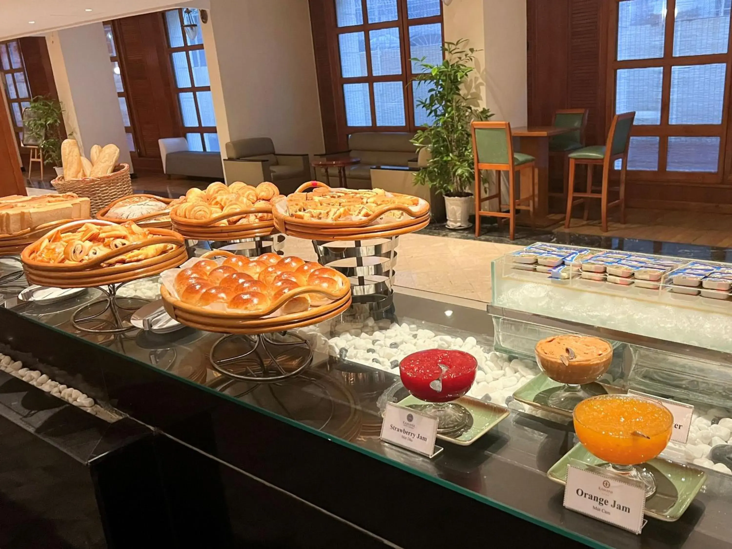 Buffet breakfast, Food in Ramana Saigon Hotel