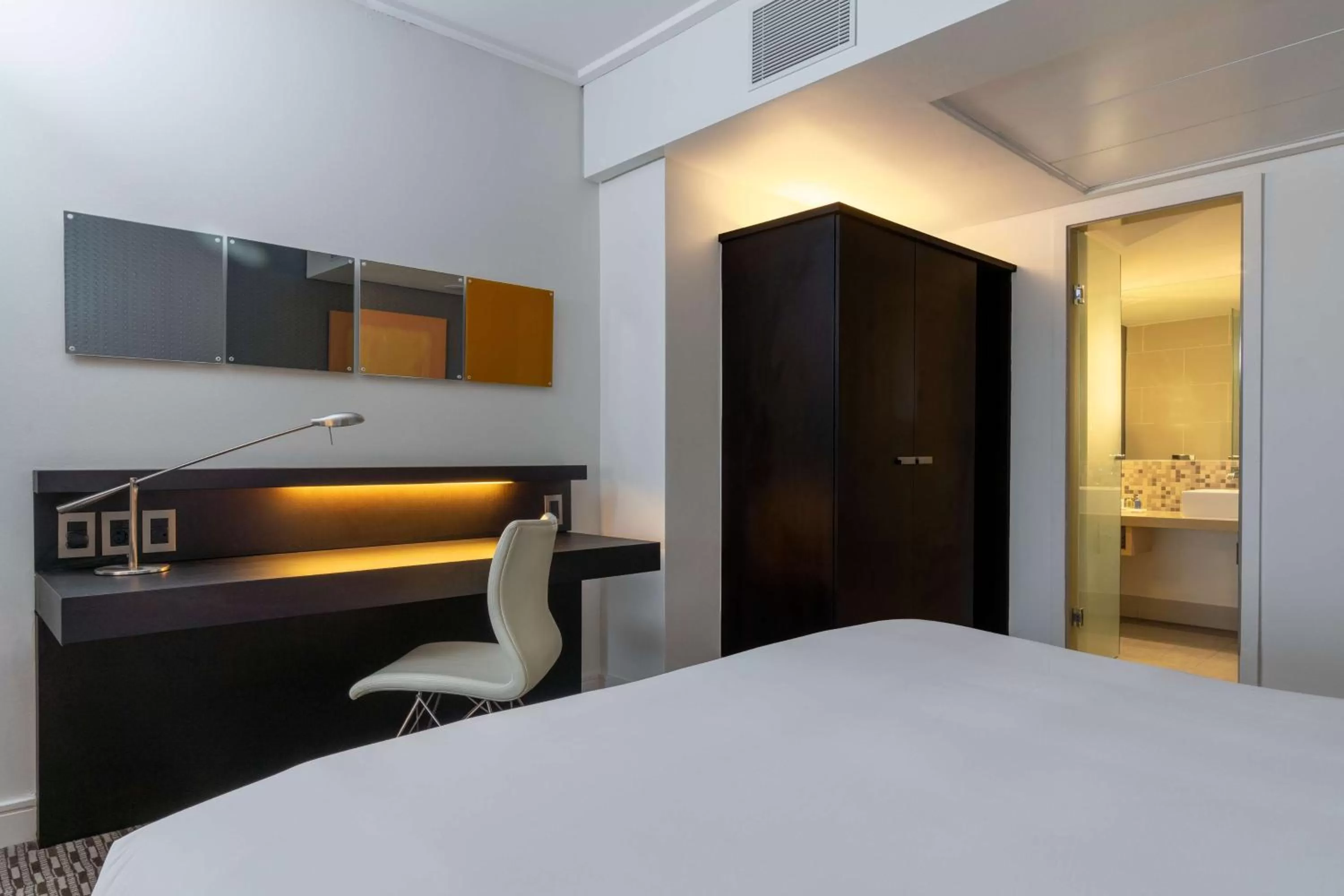 Photo of the whole room, Bed in Radisson Blu Gautrain Hotel, Sandton Johannesburg