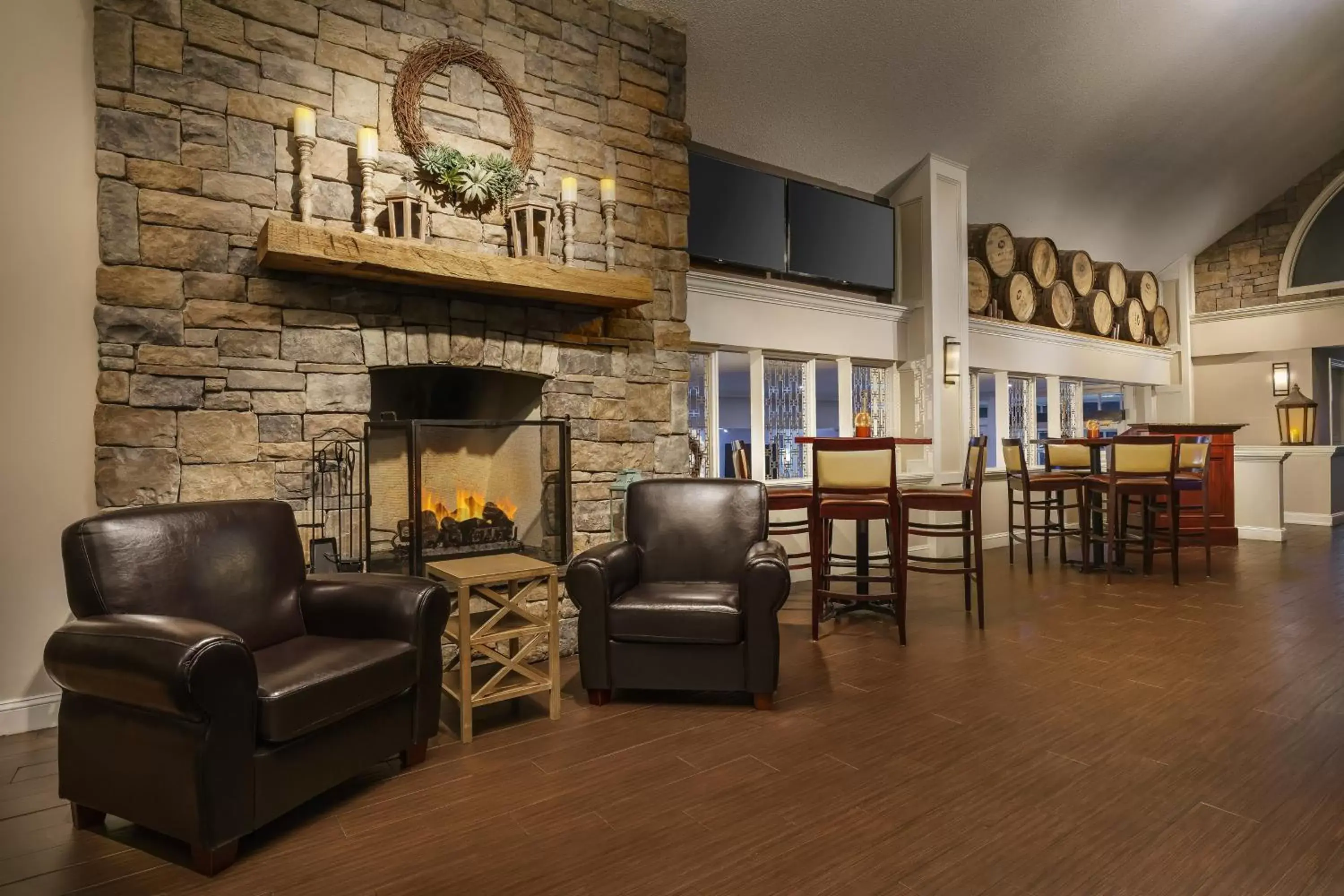 Lounge or bar, Seating Area in Sheraton Great Valley Hotel