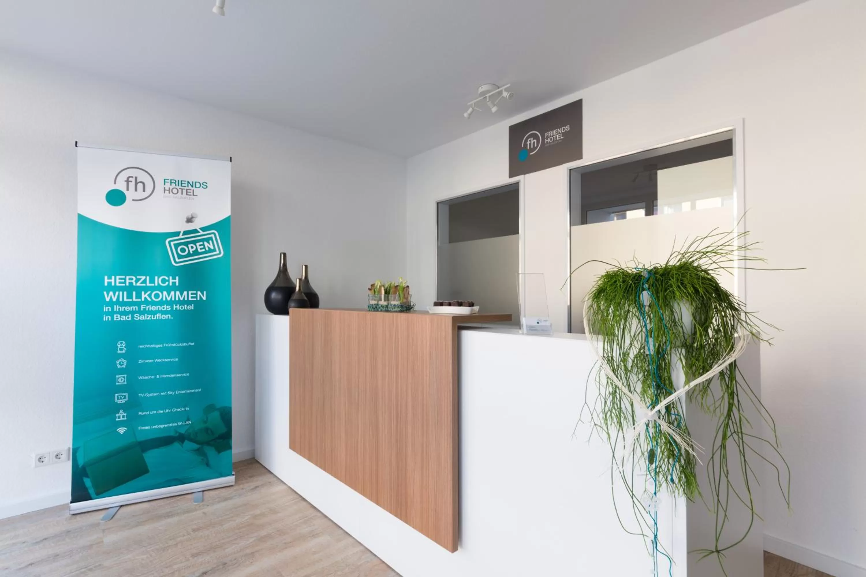 Lobby or reception in Friends Hotel Bad Salzuflen