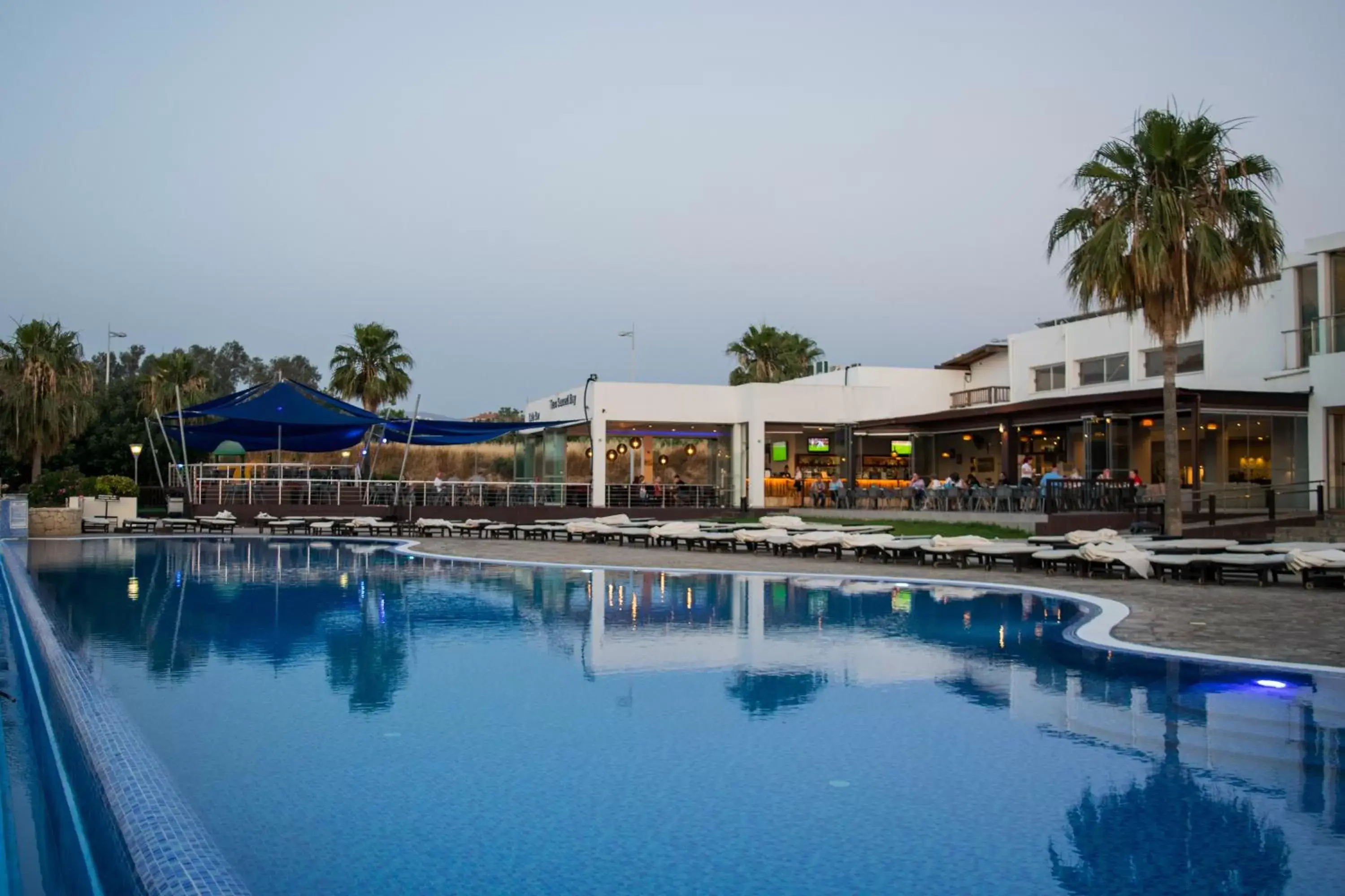 Property building, Swimming Pool in Theo Sunset Bay Hotel