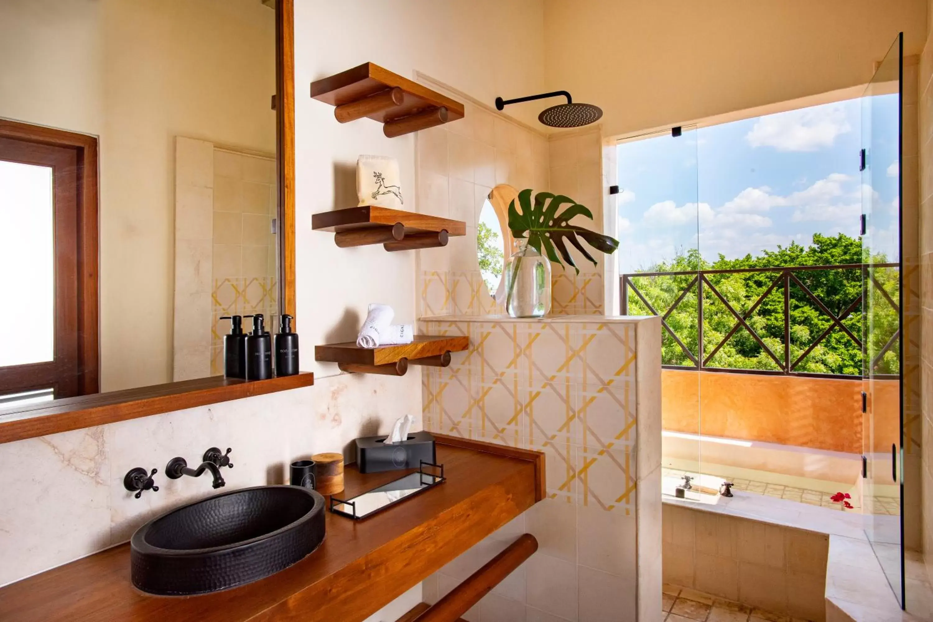 Bathroom, Kitchen/Kitchenette in CIGNO HOTEL BOUTIQUE- Adults Only