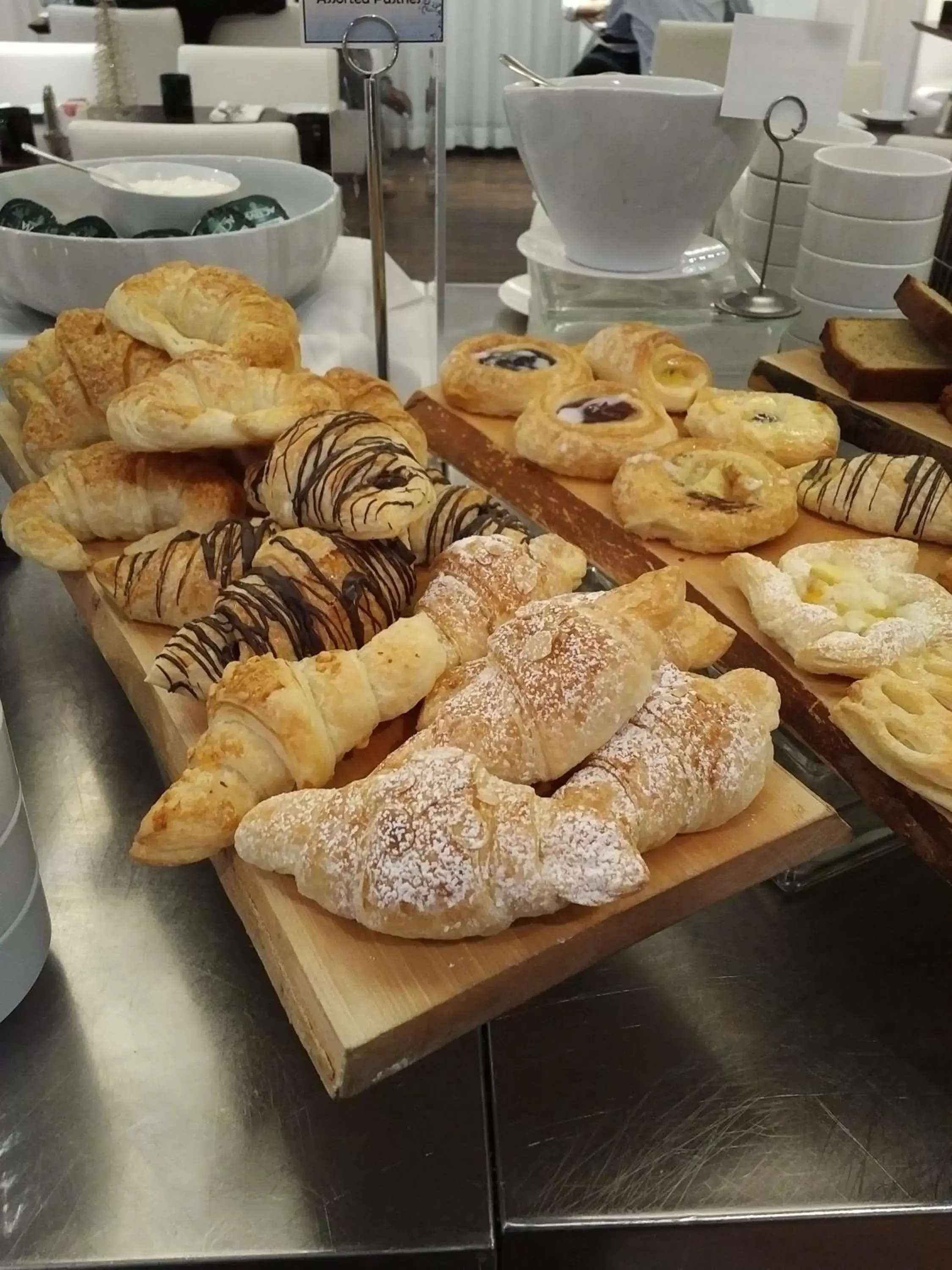 Buffet breakfast in Radisson Blu Downtown Toronto