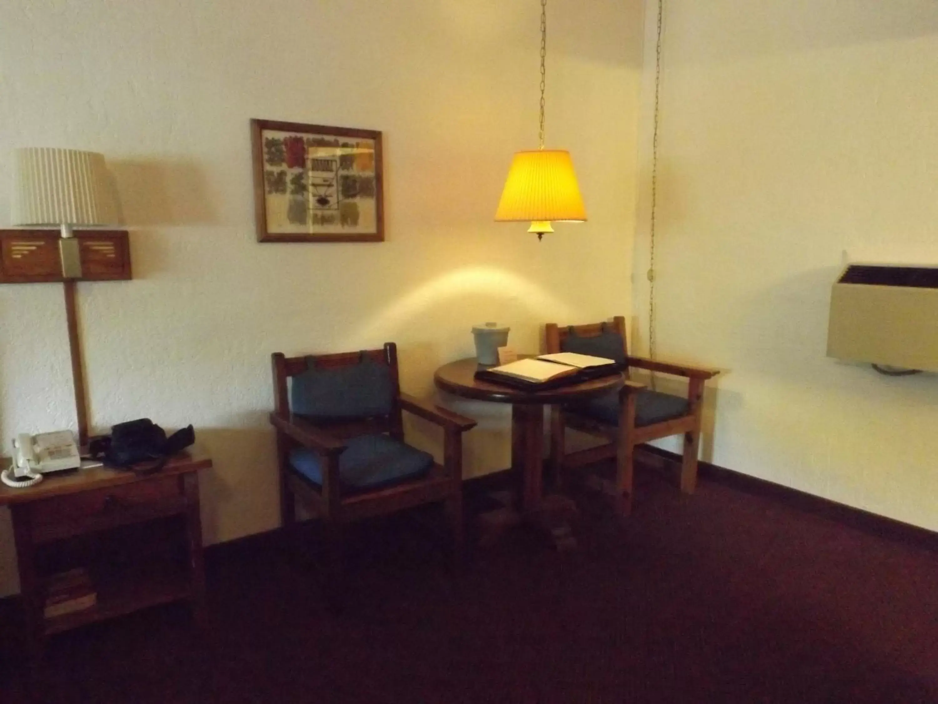 Dining area, Seating Area in Thunderbird Lodge