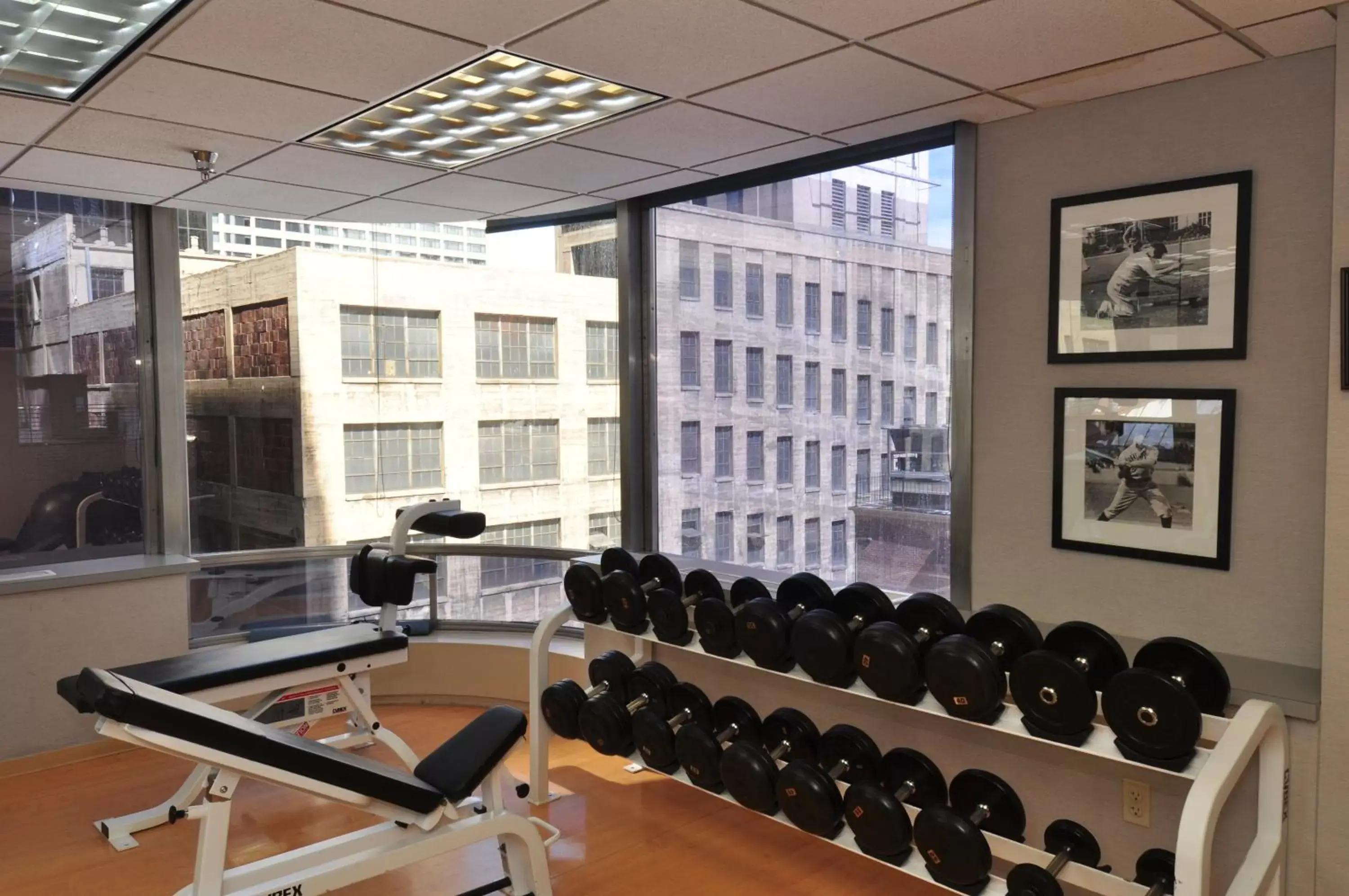 Spa and wellness centre/facilities, Fitness Center/Facilities in Holiday Inn Express Denver Downtown, an IHG Hotel