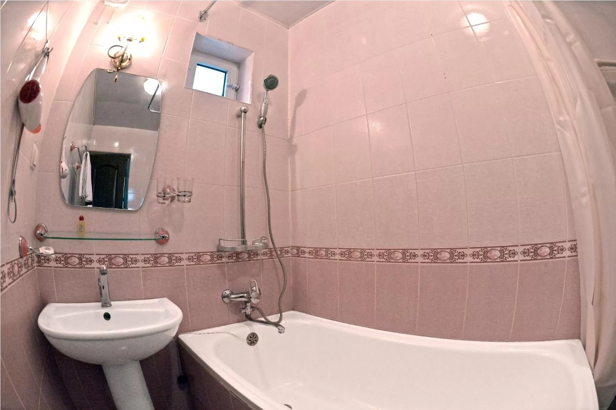 Bathroom in Minzifa Inn