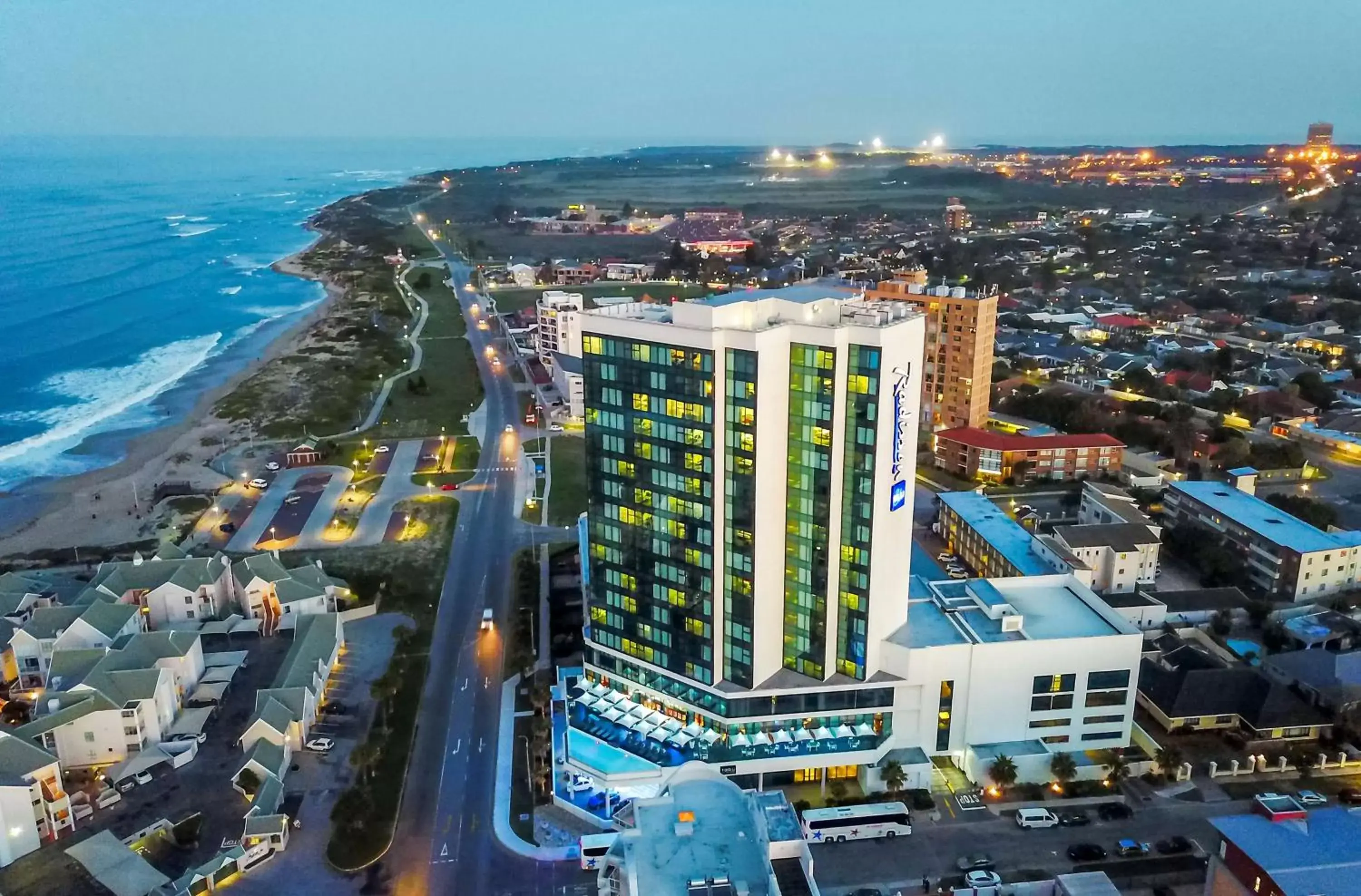 Property building, Bird's-eye View in Radisson Blu Hotel, Port Elizabeth