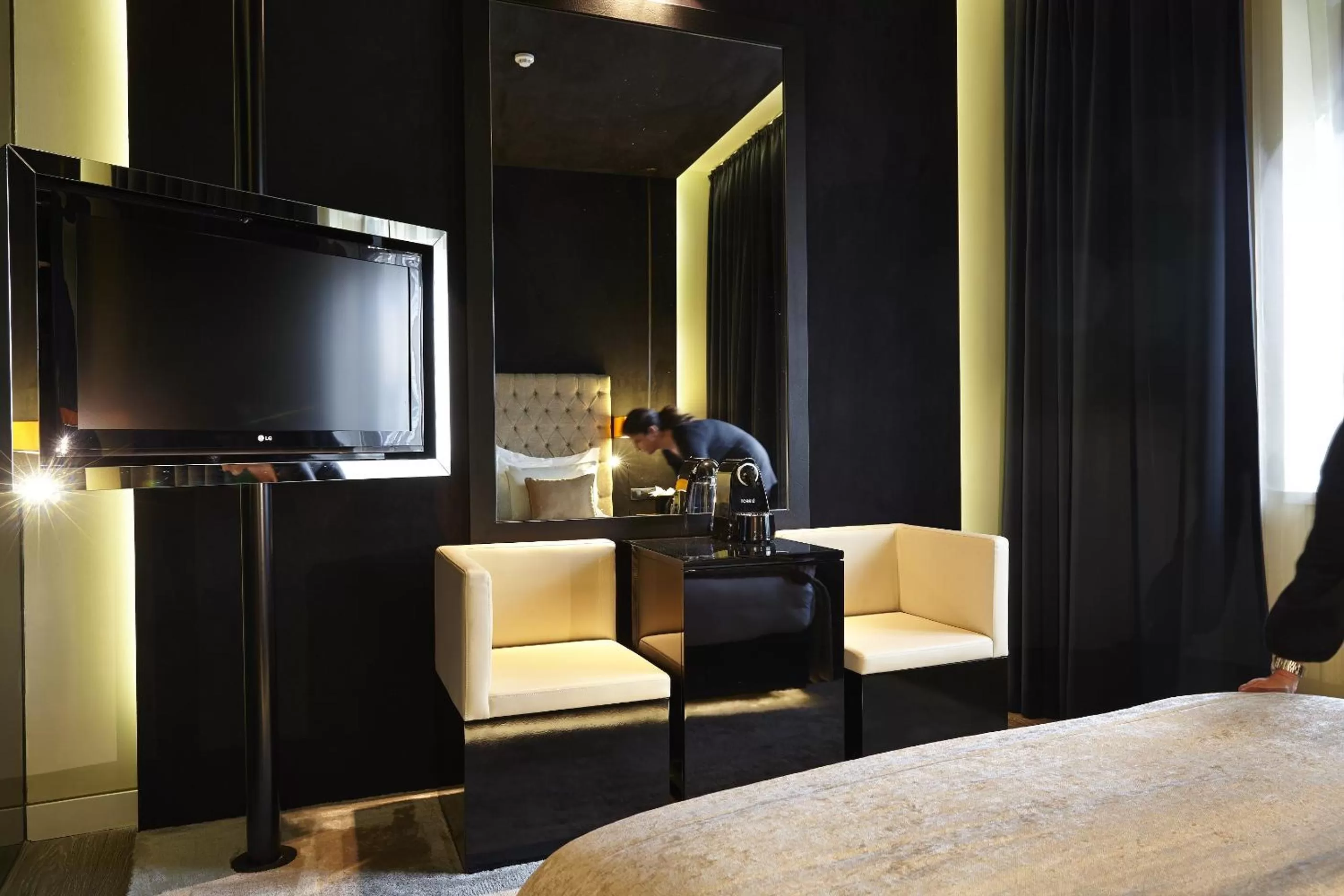 Coffee/tea facilities, Bed in 9Hotel Mercy