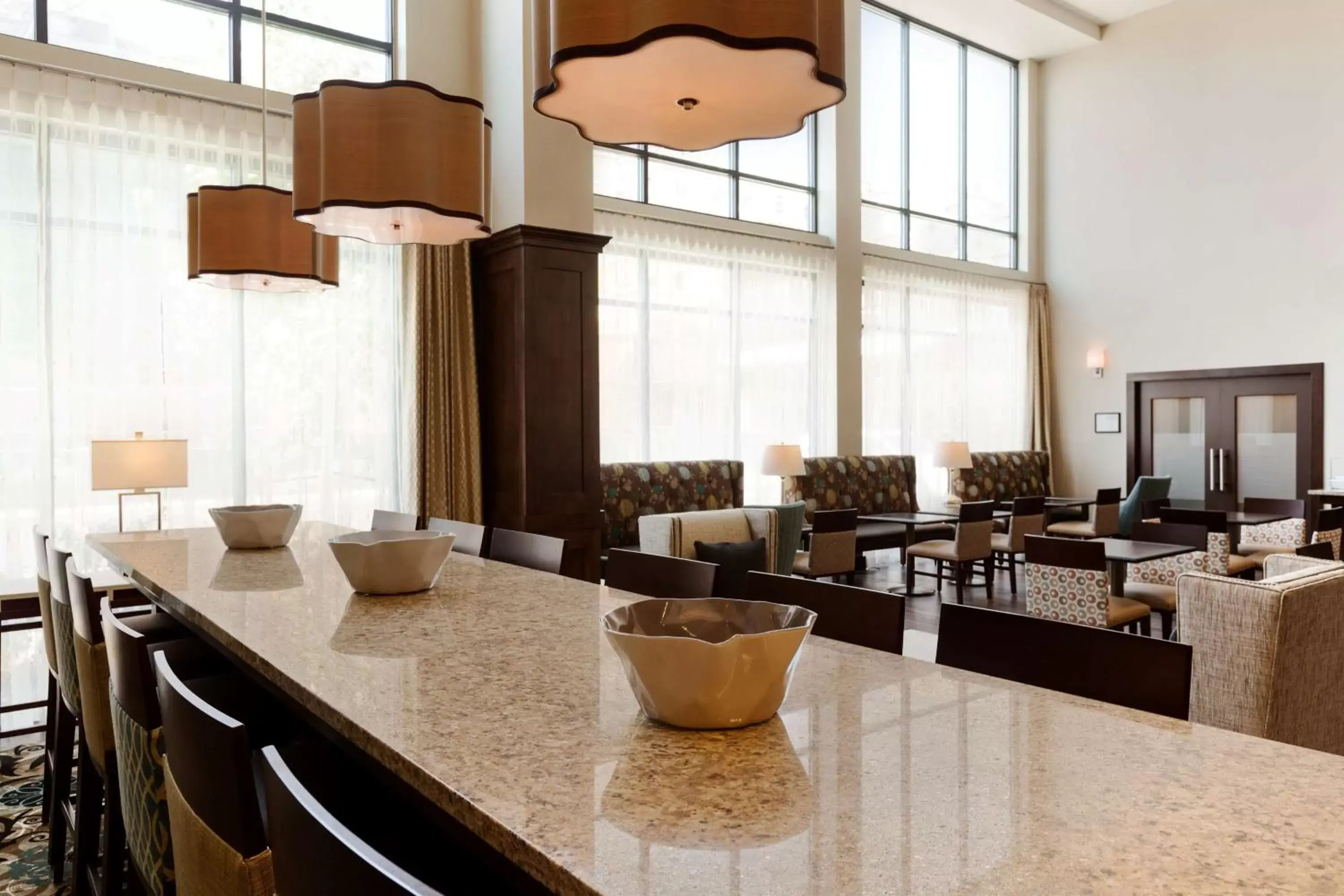 Lobby or reception, Restaurant/Places to Eat in Hampton Inn & Suites Portland/Hillsboro-Evergreen Park