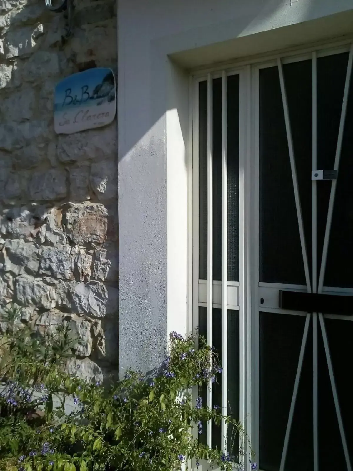 Facade/entrance in B&B Sa Clarera