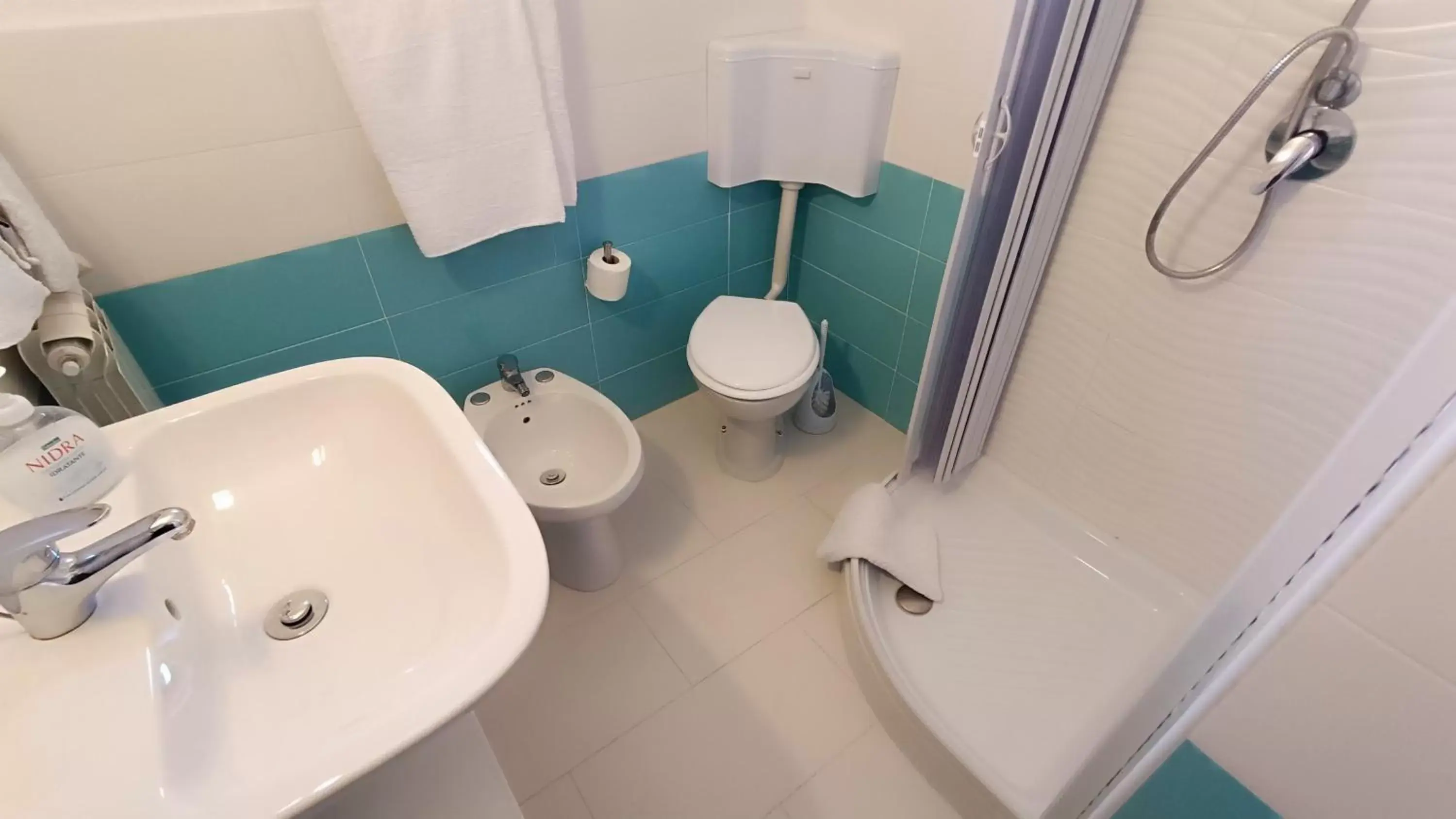 Bathroom in Hotel Casa Nicola Bathroom in Hotel Casa Nicola