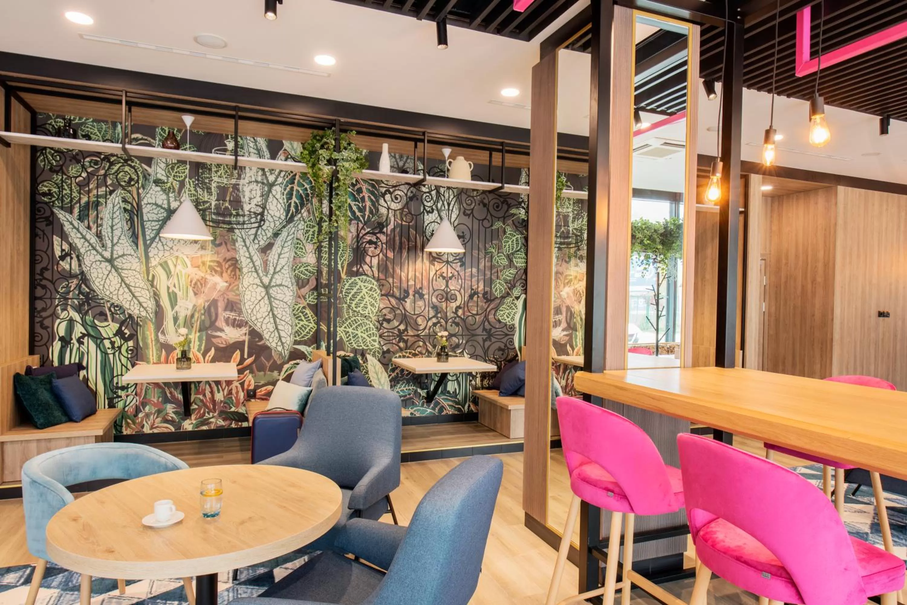 Restaurant/places to eat in ibis Styles Kraków East