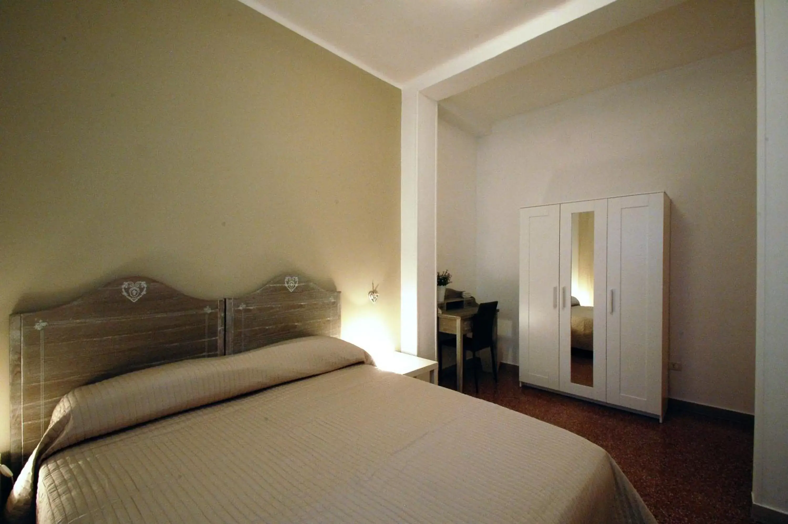 Photo of the whole room, Bed in Giardino dei Frutti