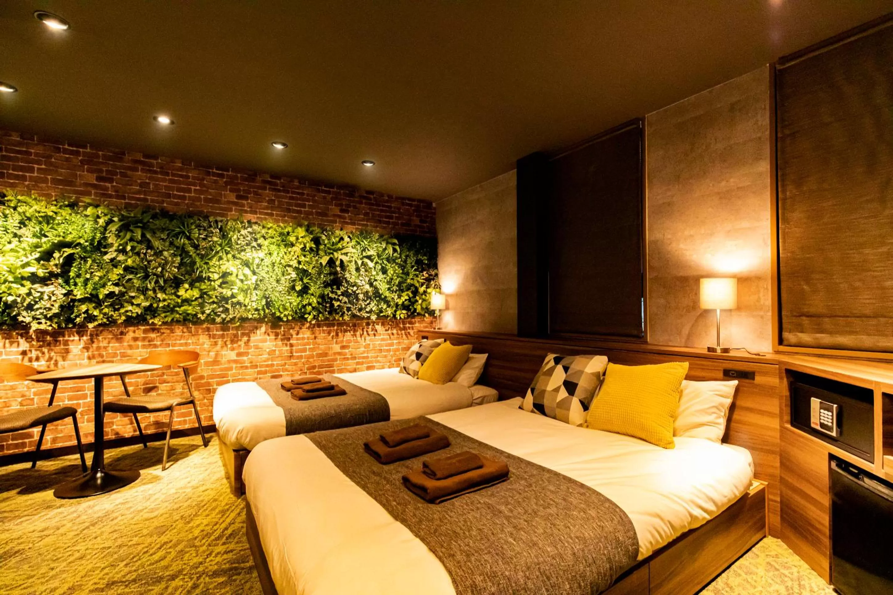 Bed in UNDER RAILWAY HOTEL AKIHABARA