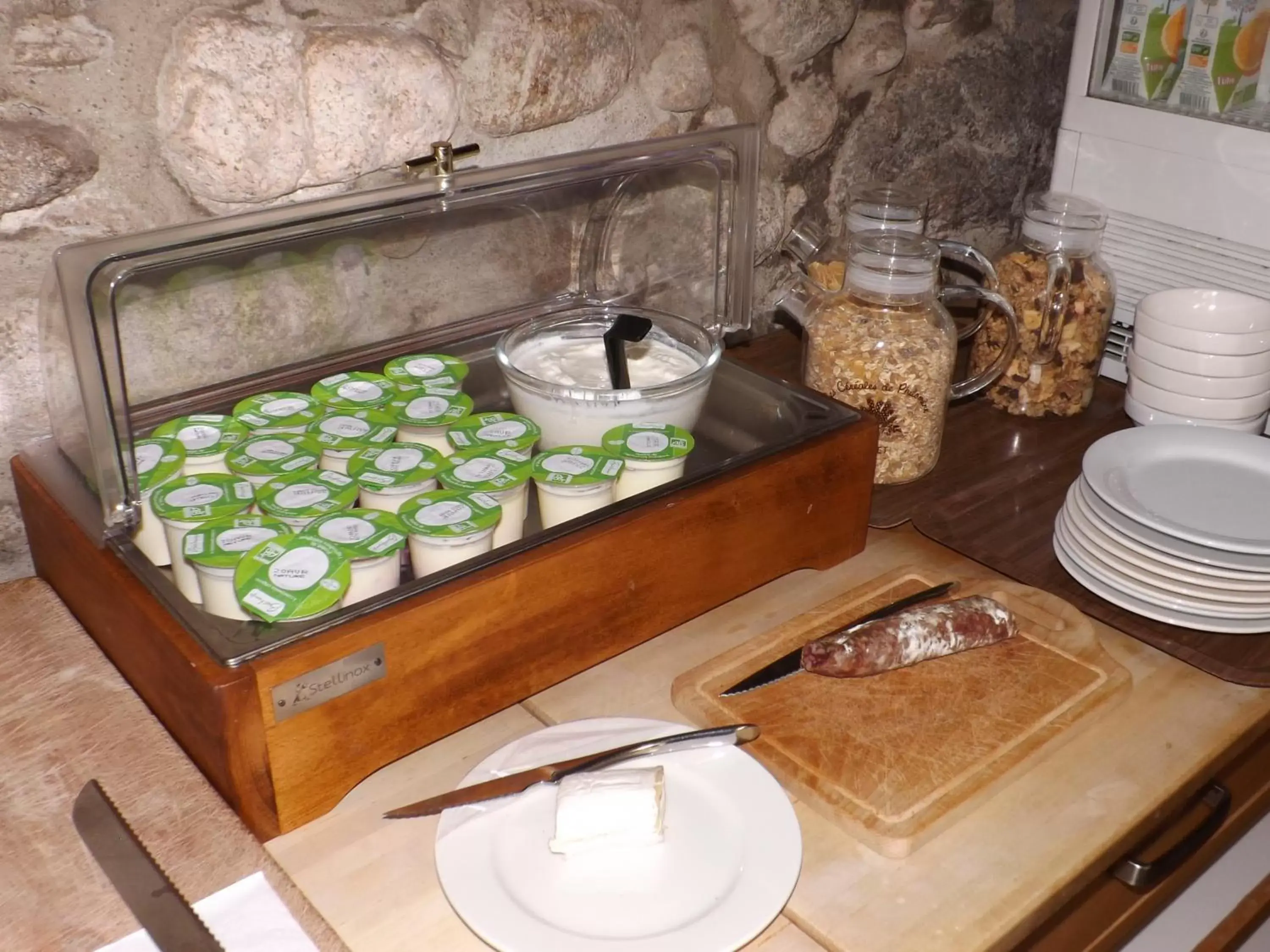 Food in Hotel du Lac Foix