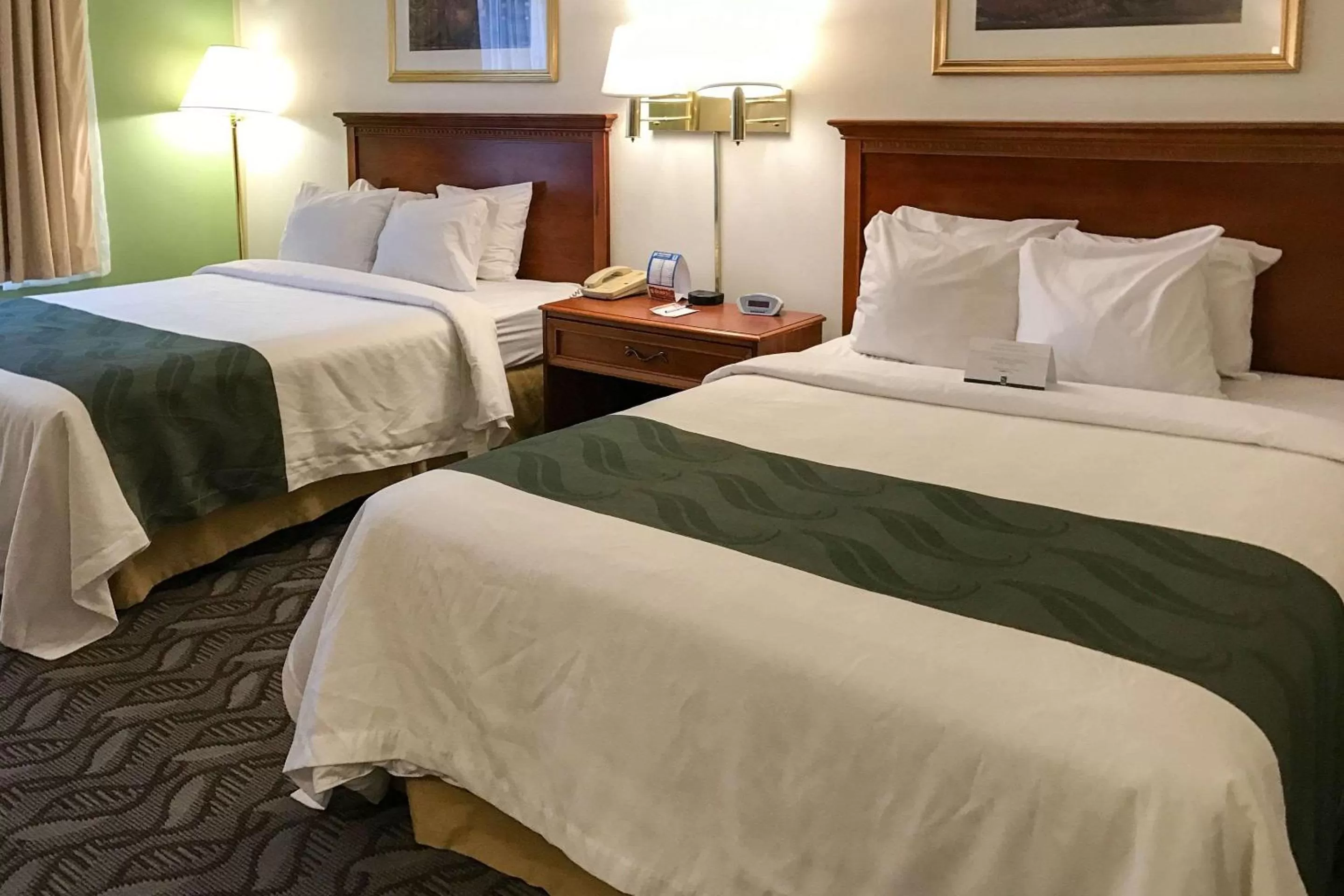 Photo of the whole room in Quality Inn