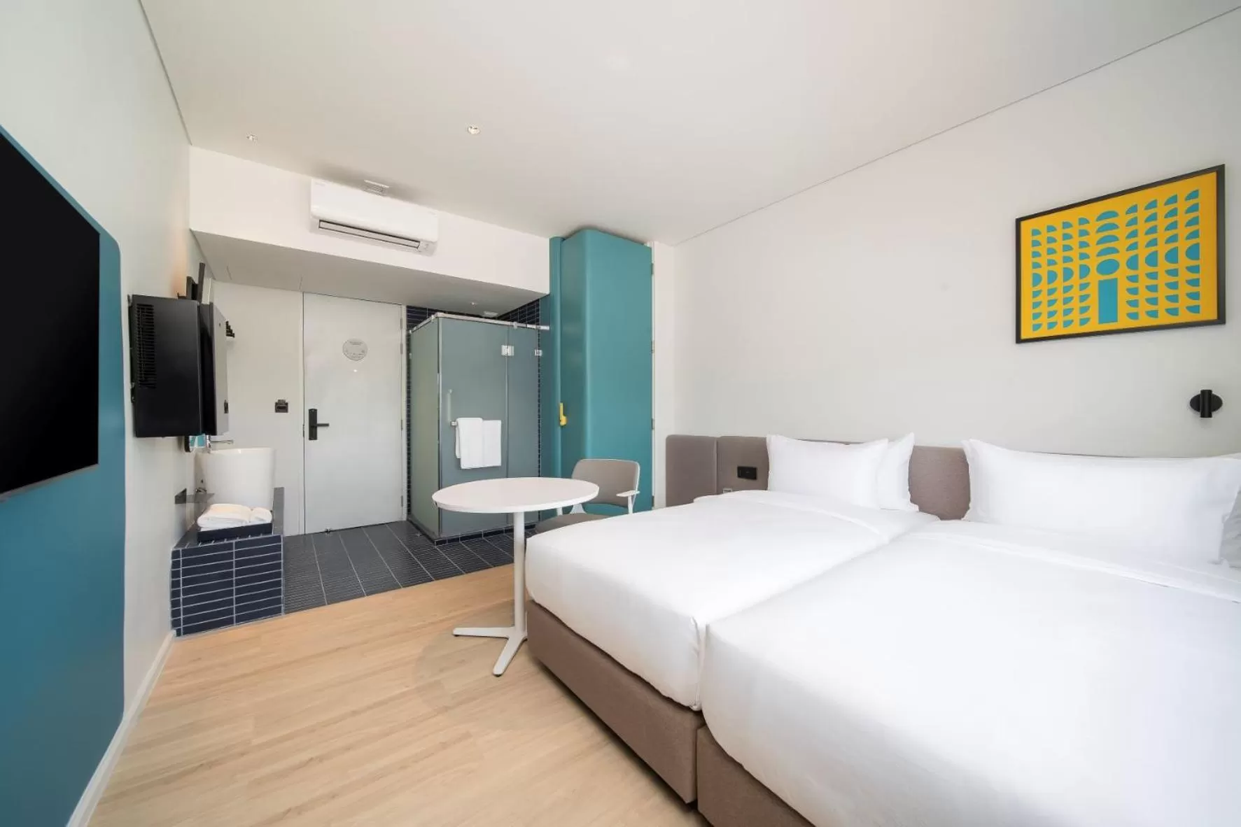 Bed in GO Hotel Bowin at Robinson Lifestyle Bowin