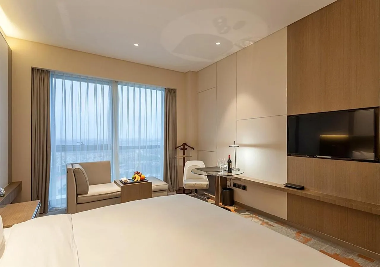 Bedroom, Bed in Radisson Exhibition Center Shanghai