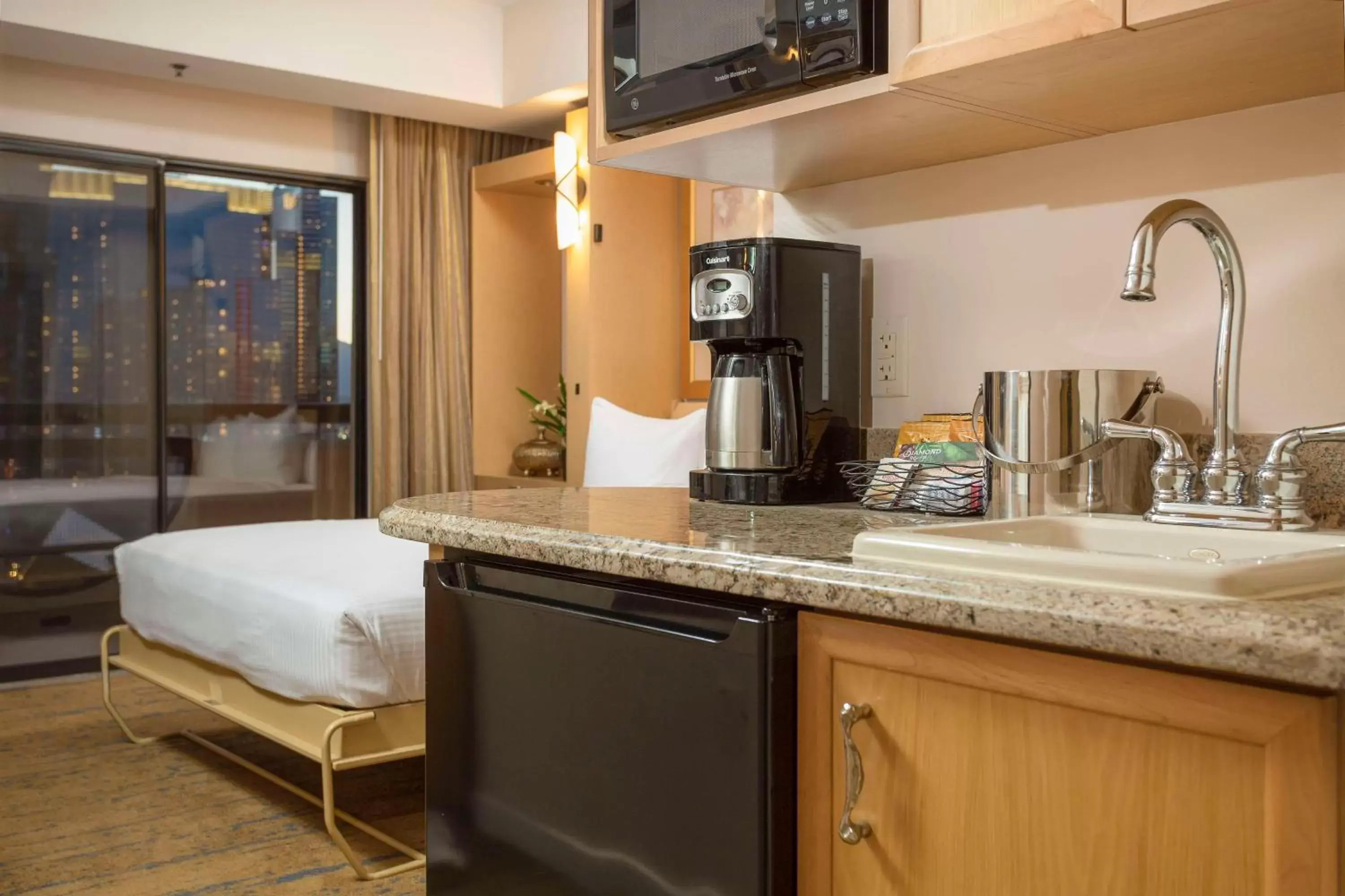Kitchen or kitchenette in Hilton Vacation Club Polo Towers Las Vegas