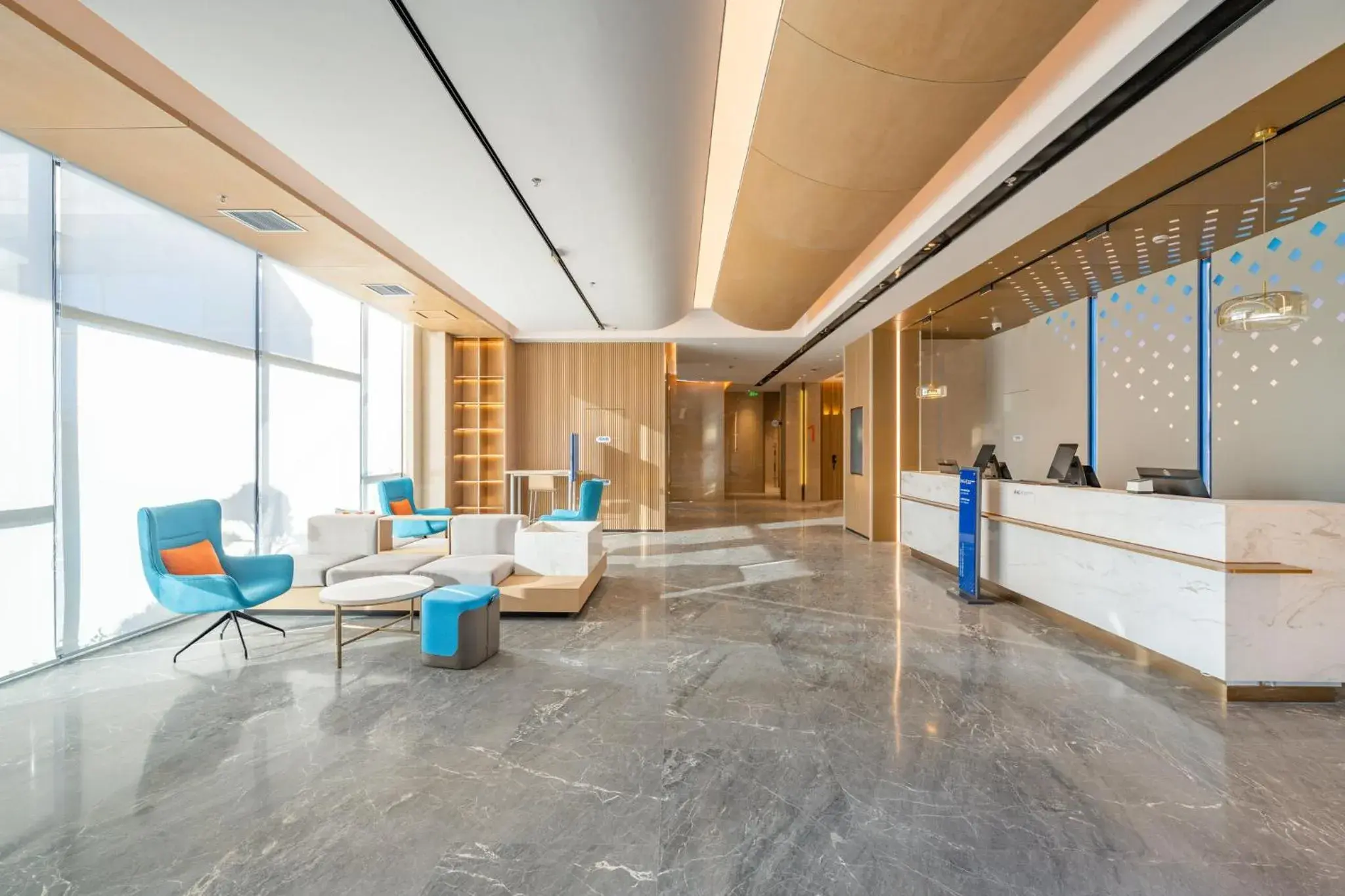 Property building in Holiday Inn Express Suzhou Luzhi by IHG Property building in Holiday Inn Express Suzhou Luzhi by IHG