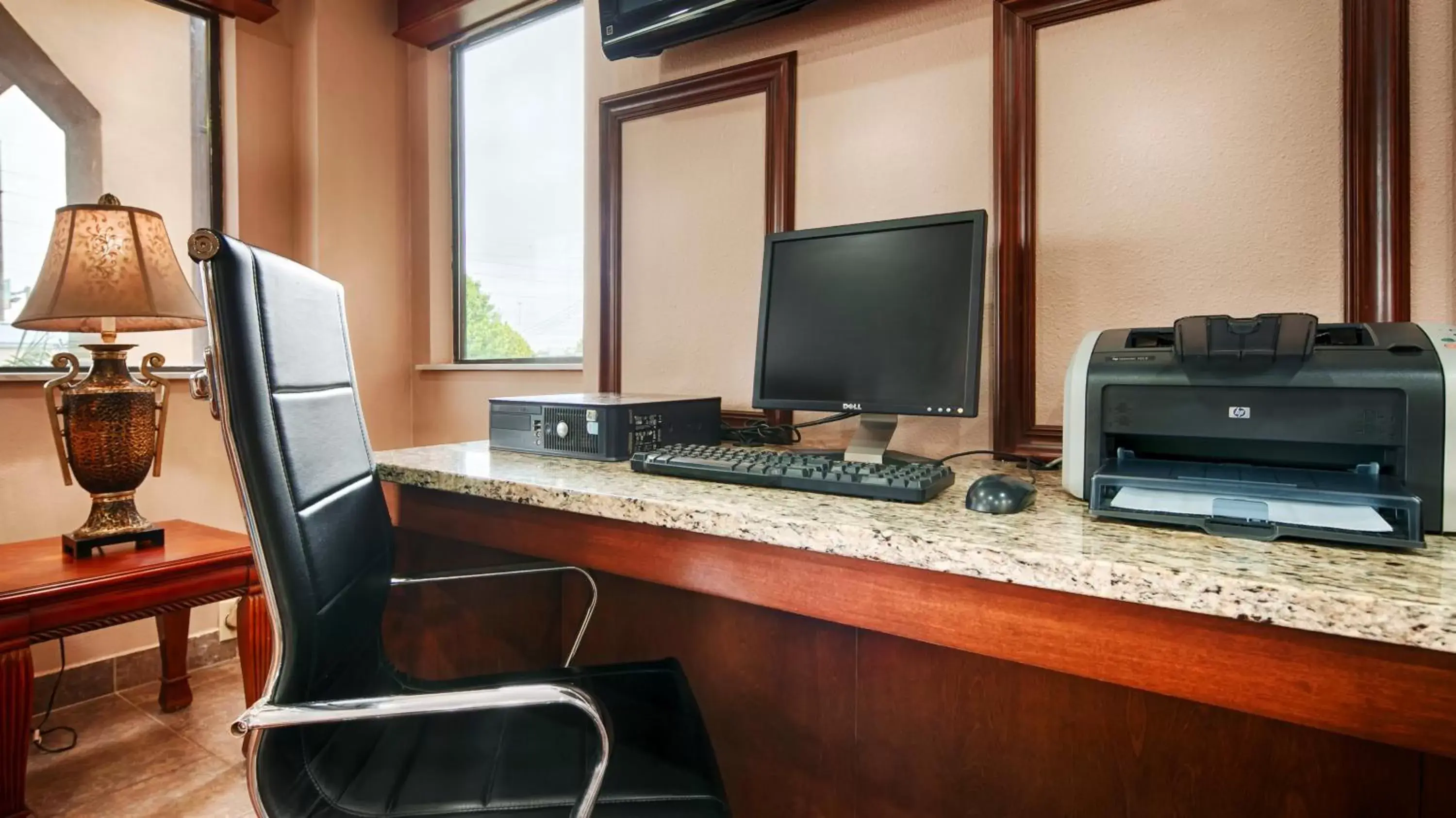 Business facilities, Business Area/Conference Room in SureStay Plus Hotel by Best Western Jackson