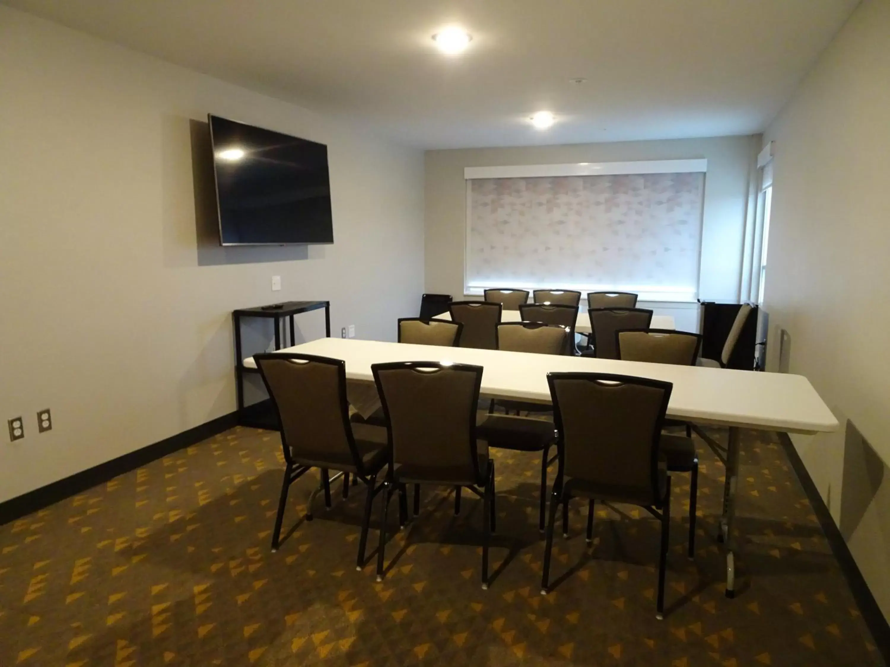 Meeting/conference room in Holiday Inn - Jonesboro, an IHG Hotel