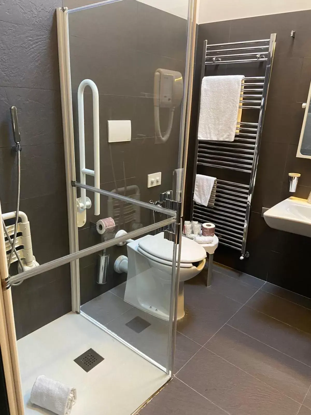 Bathroom in Vallantica Resort & SPA