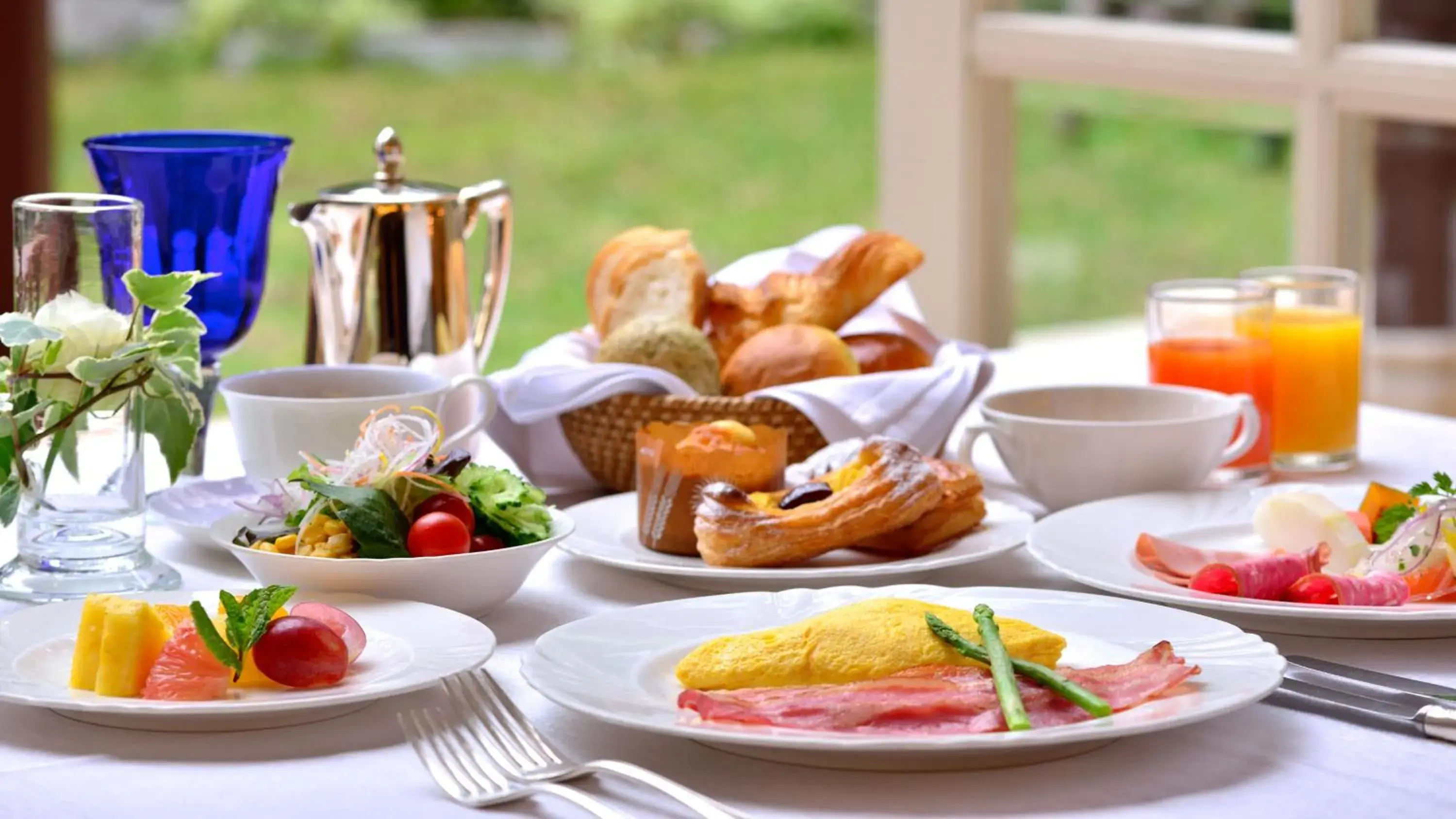 Breakfast in The Naha Terrace