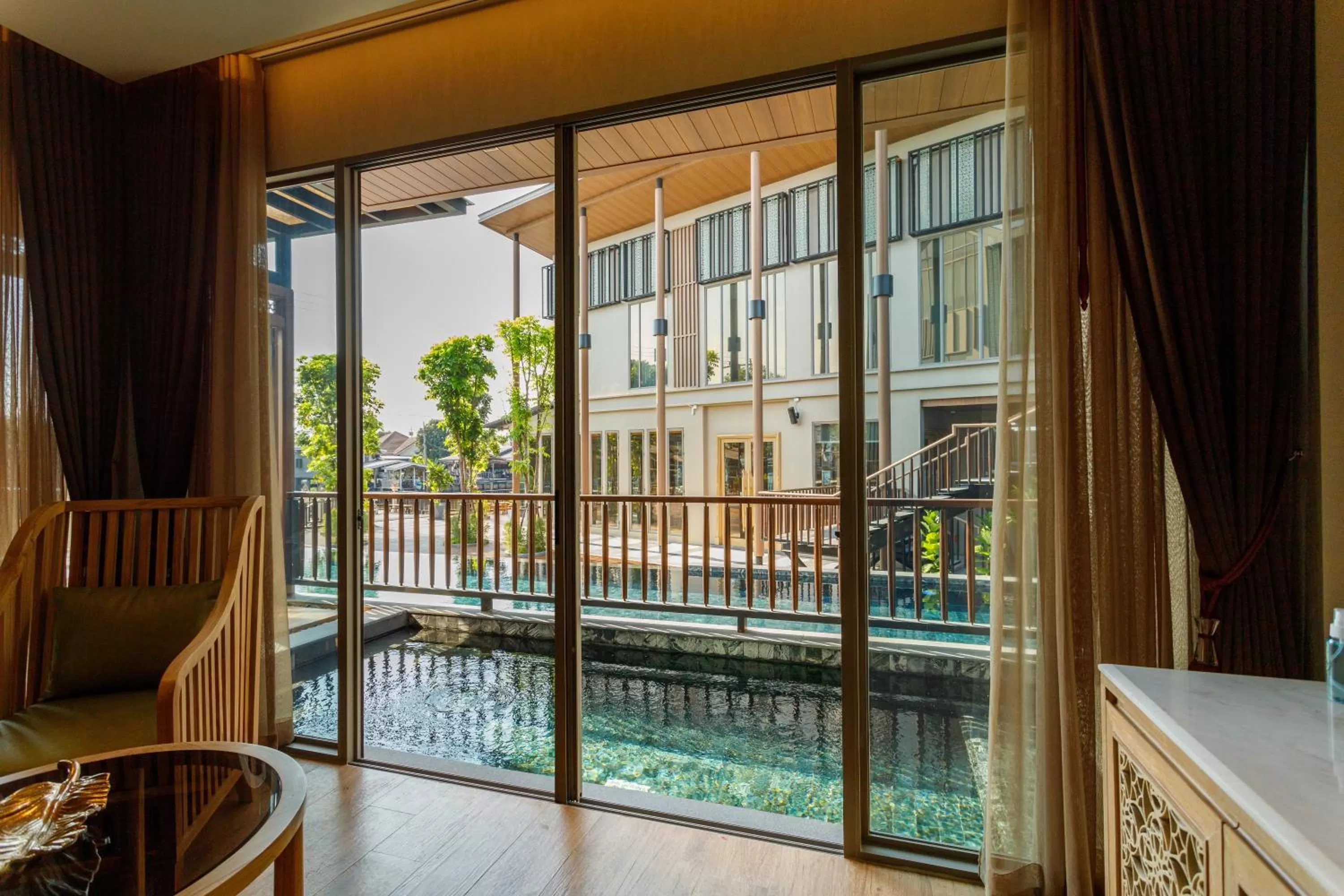 Pool view in W1Bangkoknoi Hotel