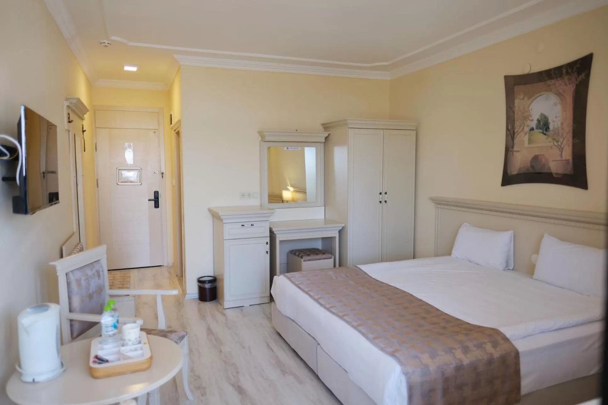 Photo of the whole room in Troia Tusan Hotel