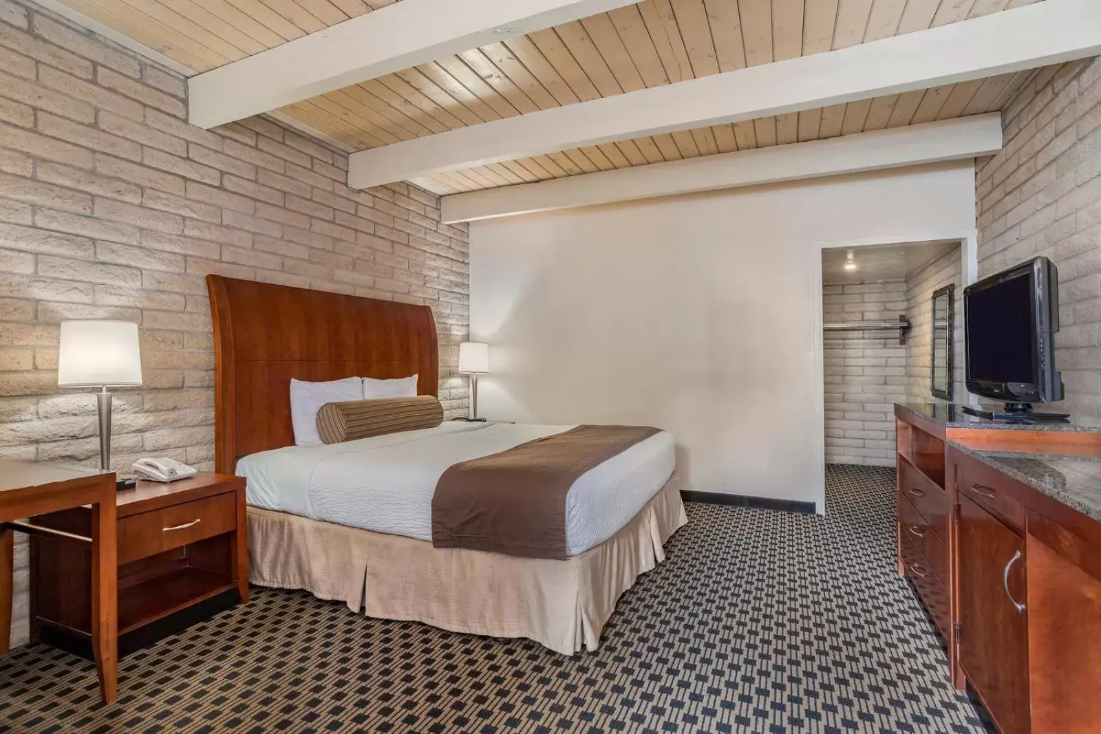 Bedroom, Bed in Kayenta Monument Valley Inn