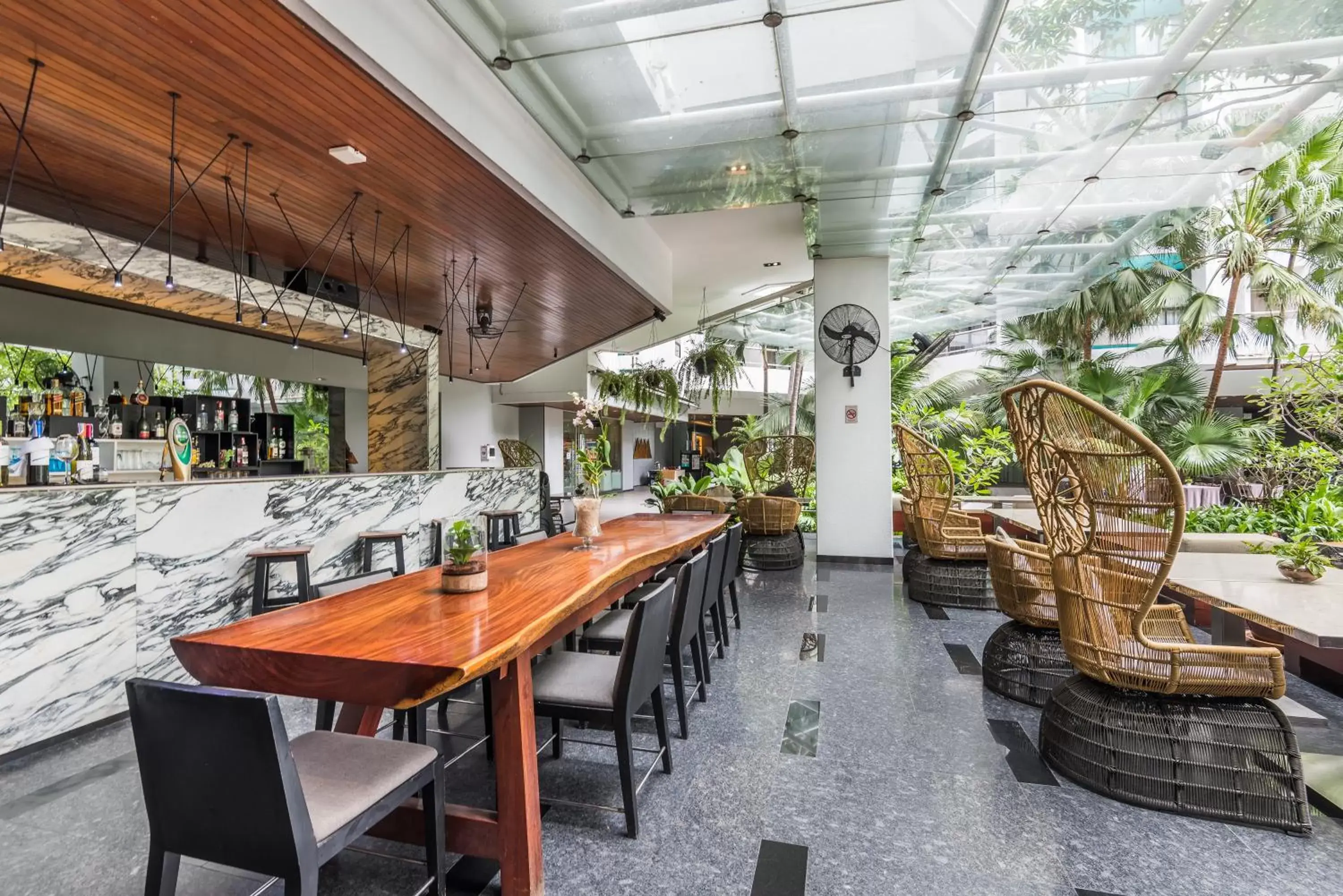 Lounge or bar, Restaurant/Places to Eat in Chatrium Residence Sathon Bangkok