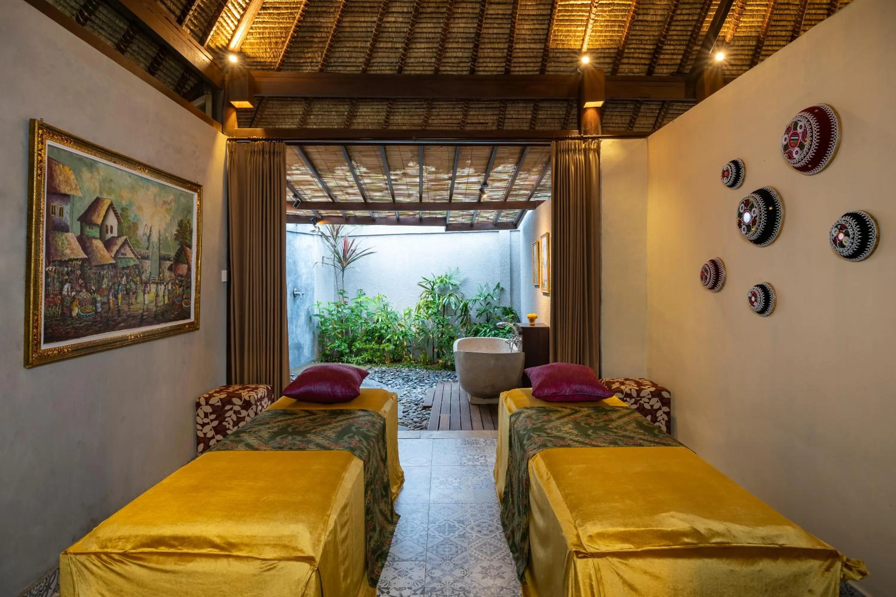 Massage, Bed in Arya Villas Ubud