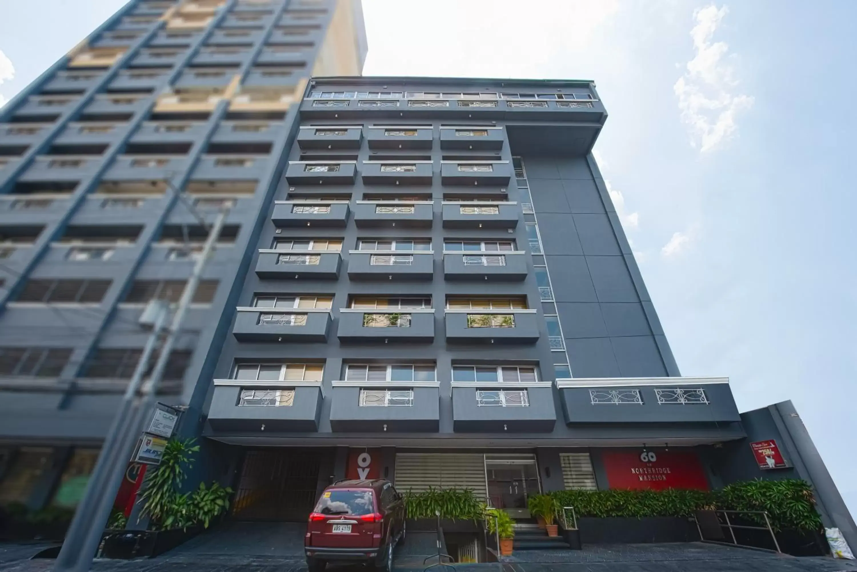 Facade/entrance, Property Building in OYO 115 Northridge Mansions