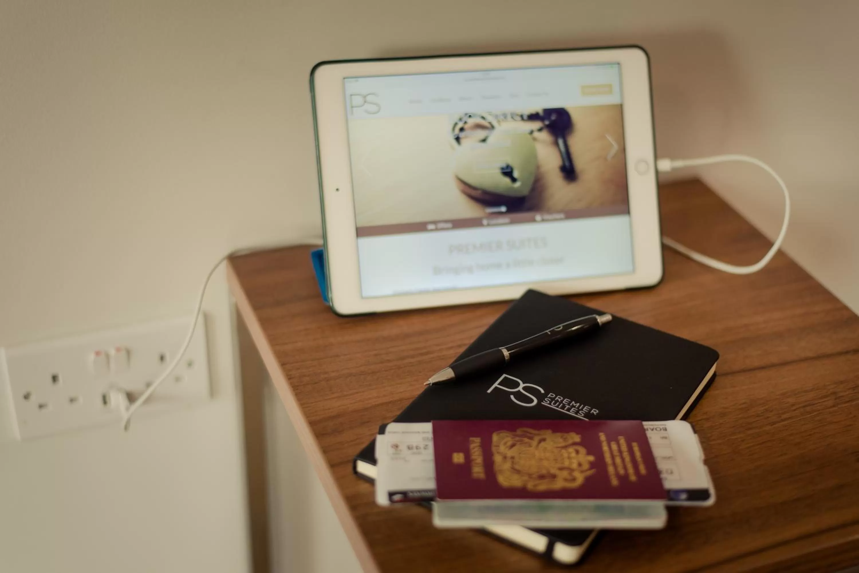 TV/Entertainment Center in PREMIER SUITES PLUS Glasgow Bath Street