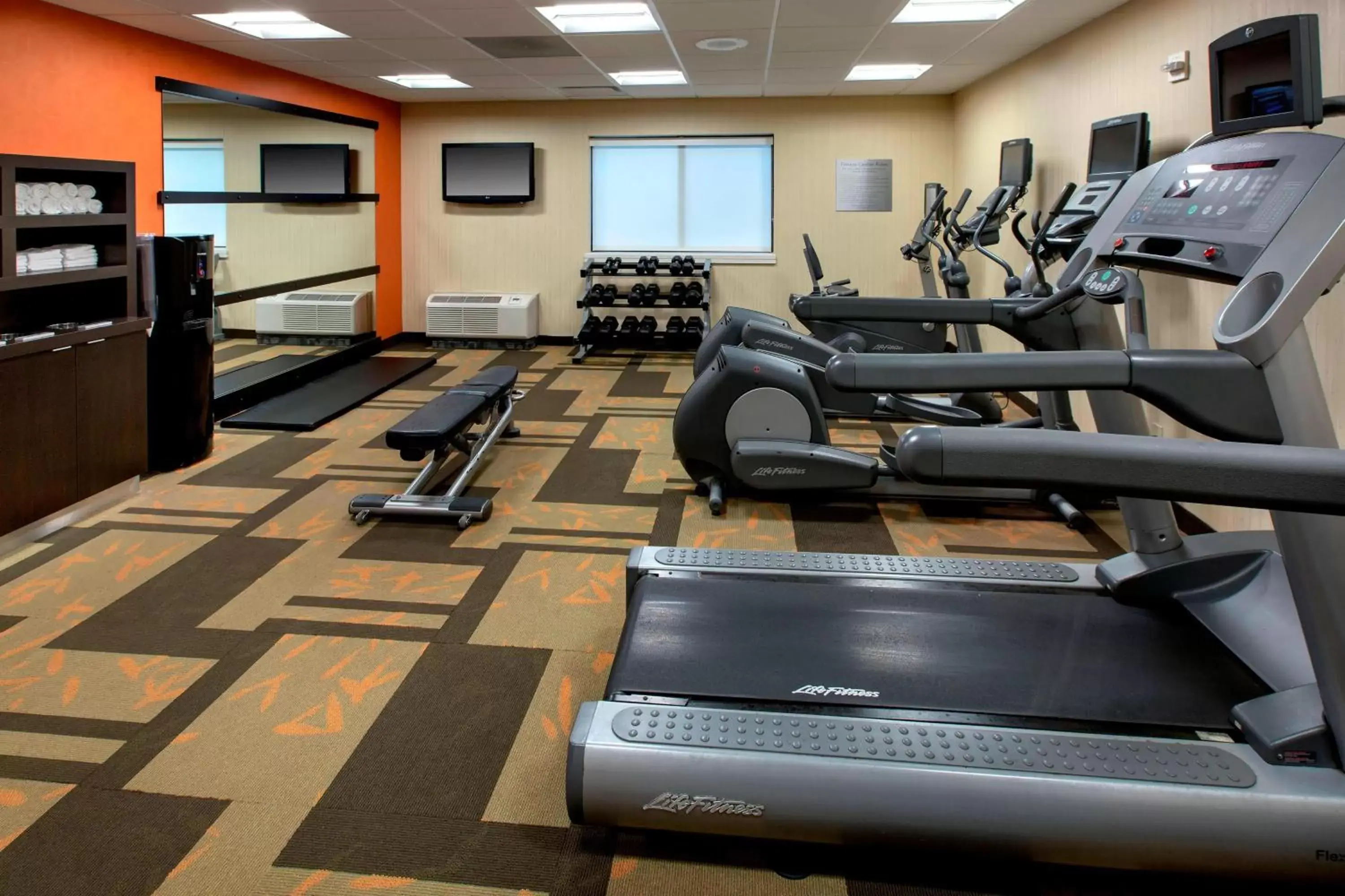 Fitness centre/facilities, Fitness Center/Facilities in Courtyard by Marriott Charlottesville