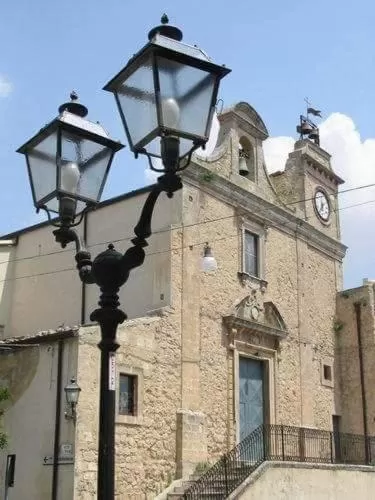 Nearby landmark in La Gardenia