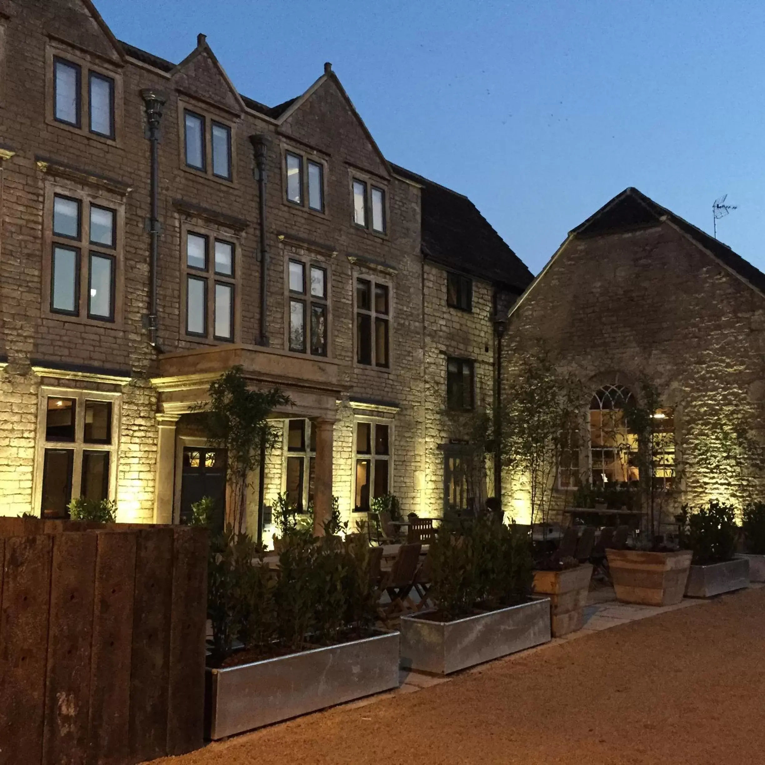 Facade/entrance, Property Building in Timbrell's Yard