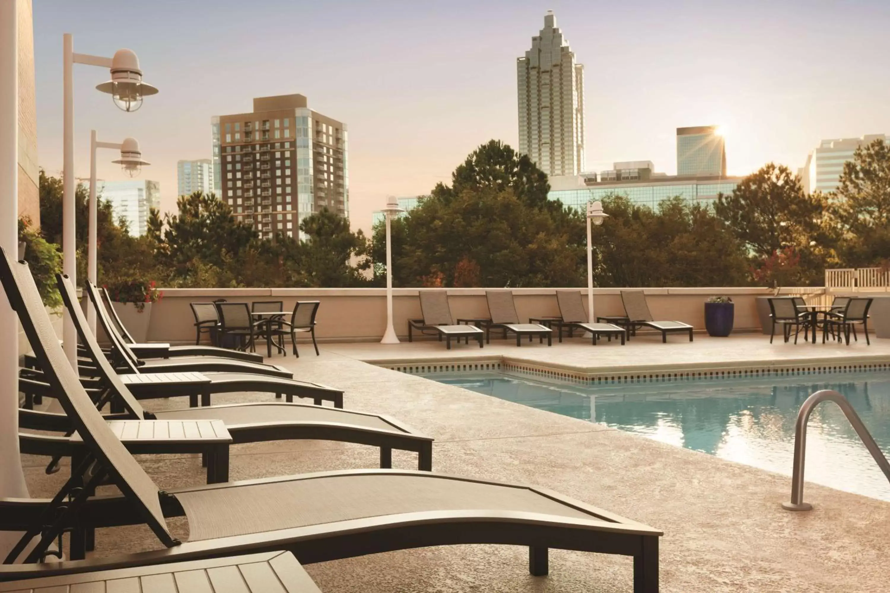 Pool view in Embassy Suites by Hilton Atlanta at Centennial Olympic Park Pool view in Embassy Suites by Hilton Atlanta at Centennial Olympic Park
